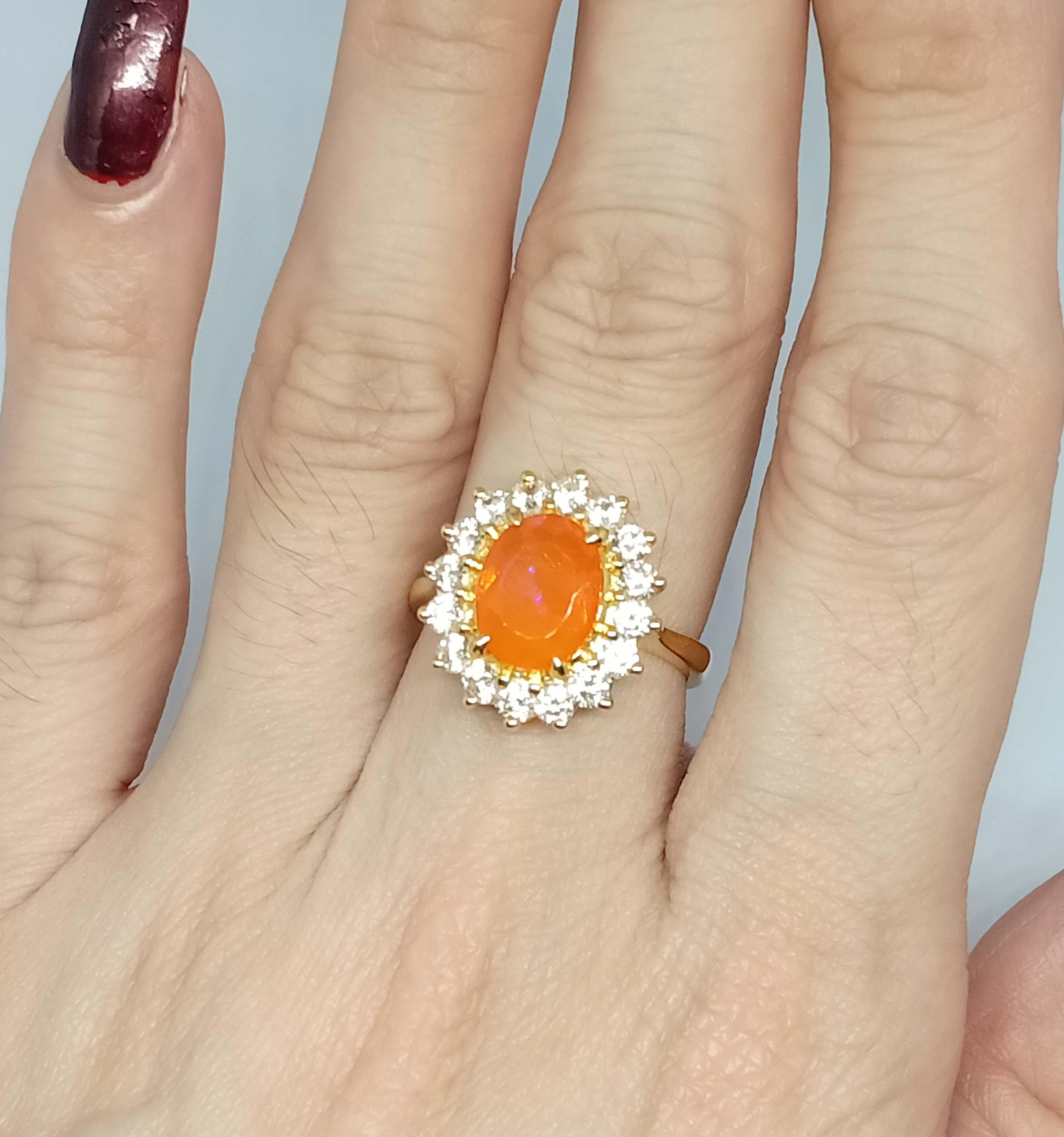 2.53cts. Orange Opal Ring.Sterling Silver in 18K Gold Plated. For Sale 2