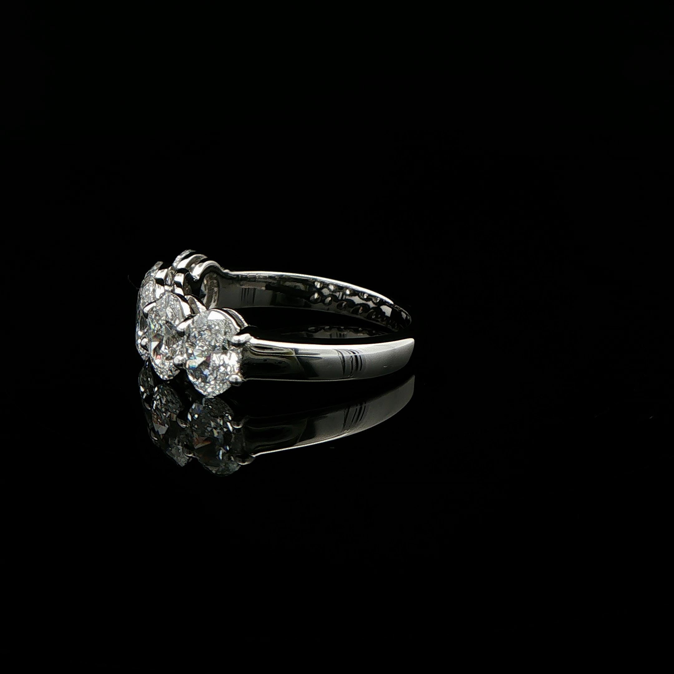 2,53CTW.  GIA-zertifiziertes Diamantband mit Ovalschliff in Platin im Angebot 3