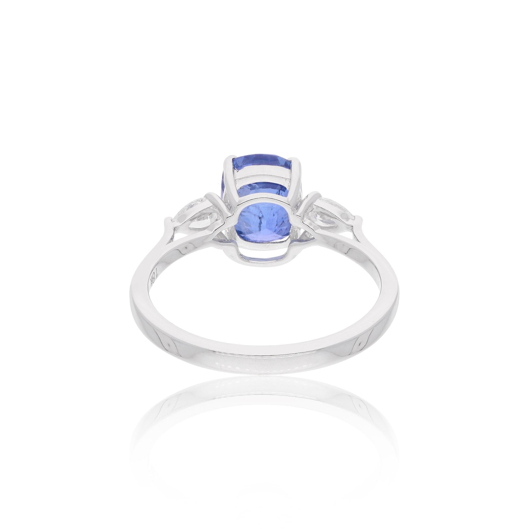 Artikel-Code :- SER-23195
Bruttogewicht :- 3.01 gm
18k Weißgold Gewicht :- 2,46 gm
Natürlicher Diamant Gewicht :- 0.22 Ct.  DURCHSCHNITTLICHE DIAMANT-REINHEIT SI1-SI2 & FARBE H-I )
Blauer Saphir Gewicht :- 2.54 Ct.
Ring Größe :- 7 US & Alle Größe