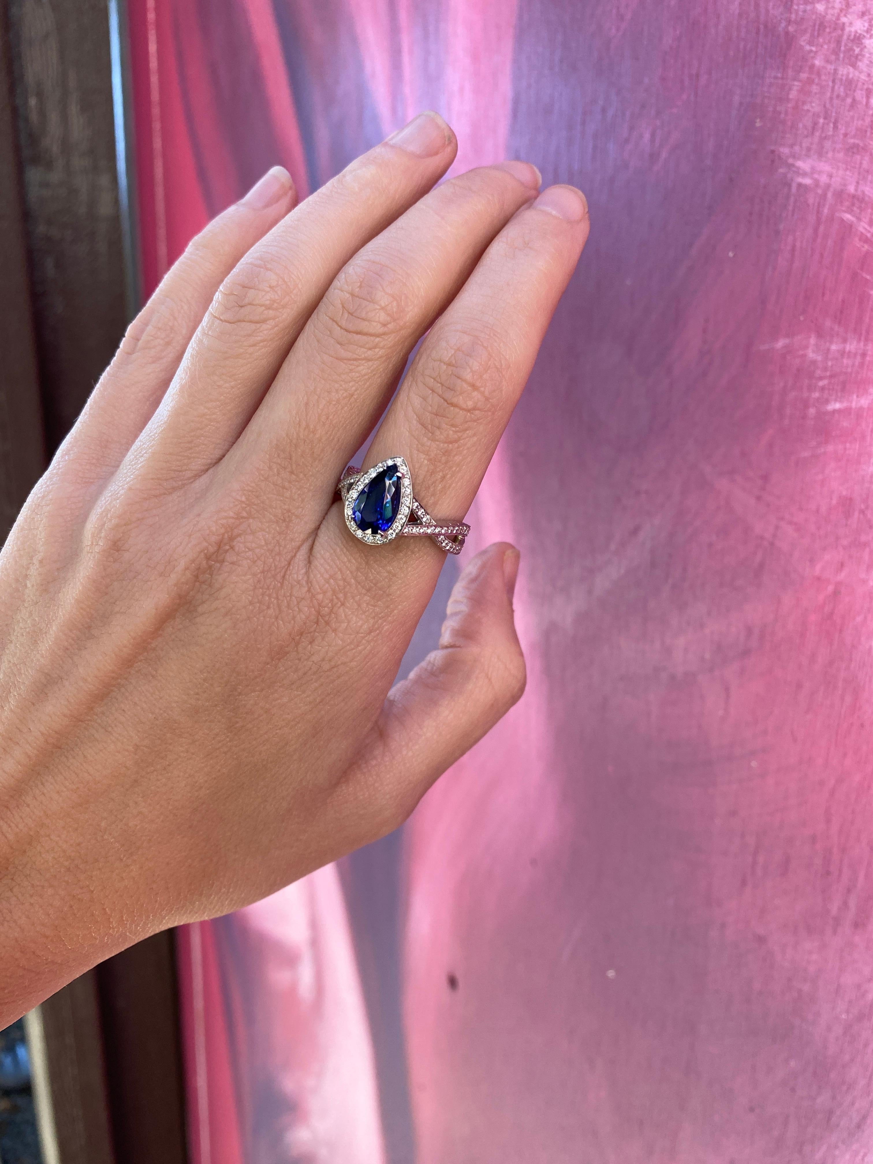 2.54 Carat Pear Shaped Natural Blue Sapphire & Diamond Ring For Sale 7