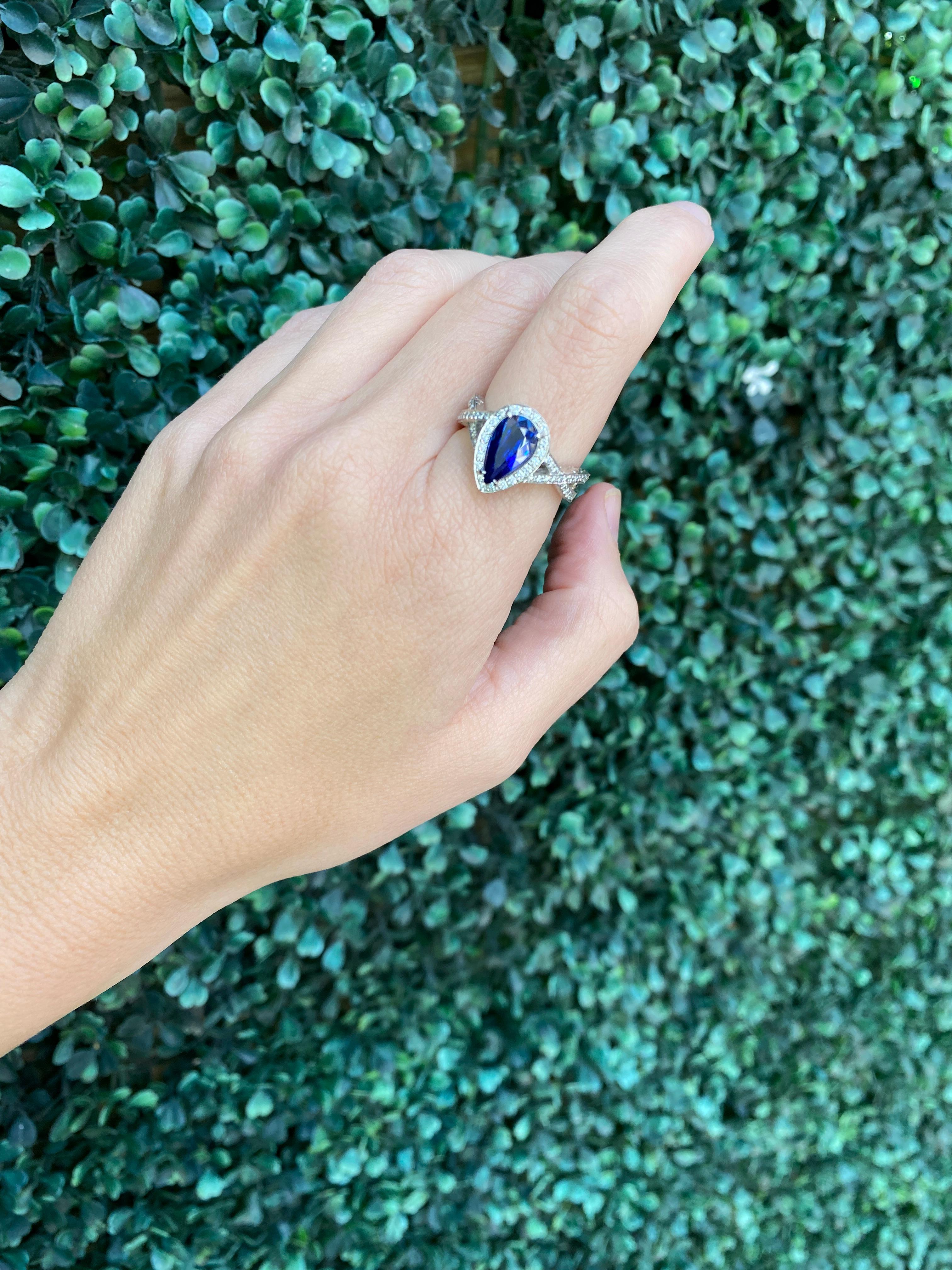 2.54 Carat Pear Shaped Natural Blue Sapphire & Diamond Ring For Sale 10