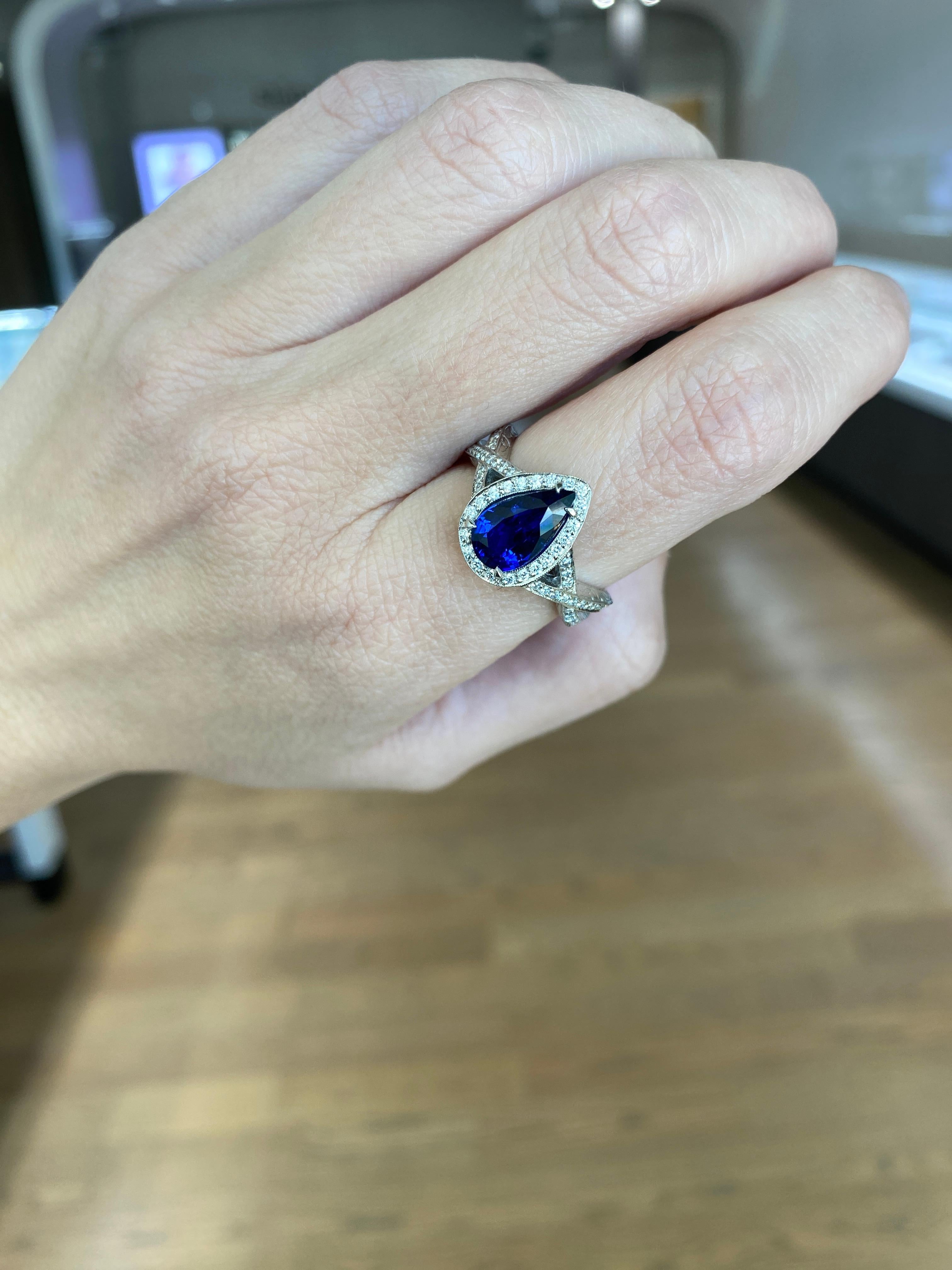 Women's or Men's 2.54 Carat Pear Shaped Natural Blue Sapphire & Diamond Ring For Sale
