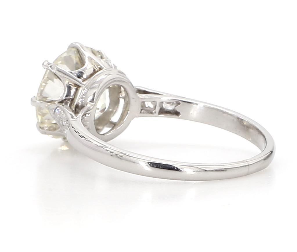 Round Cut 2.54 Carat Solitaire Diamond Platinum Ring For Sale