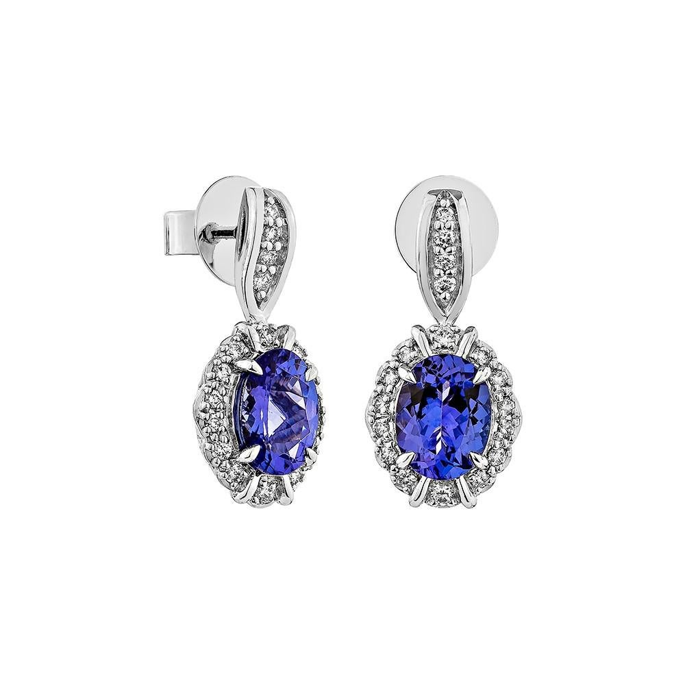 Contemporary 2.54 Carat Tanzanite Drop Earrings in 18Karat White Gold with Diamond. For Sale