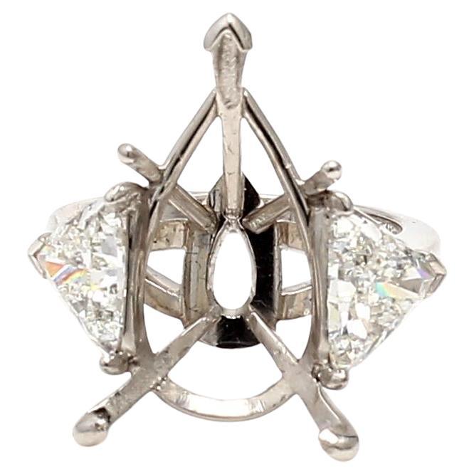 Anillo Semi Montura Platino Blanco Diamante I SI1 Forma Triangular 2,54 Quilates