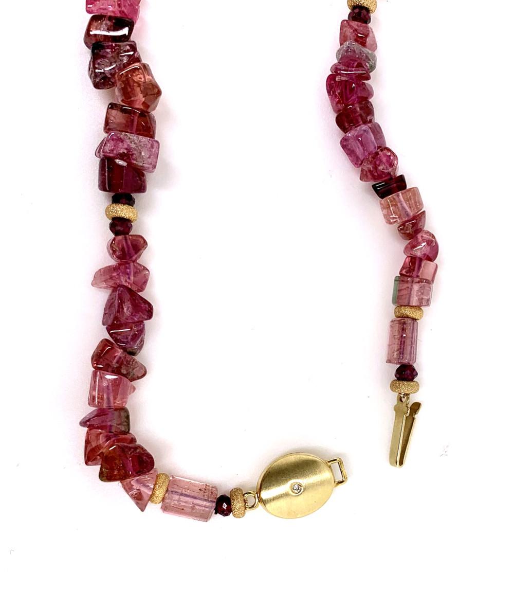 Red Tourmaline Beaded Necklace with Yellow Gold Accents, 254 Carats Total   3