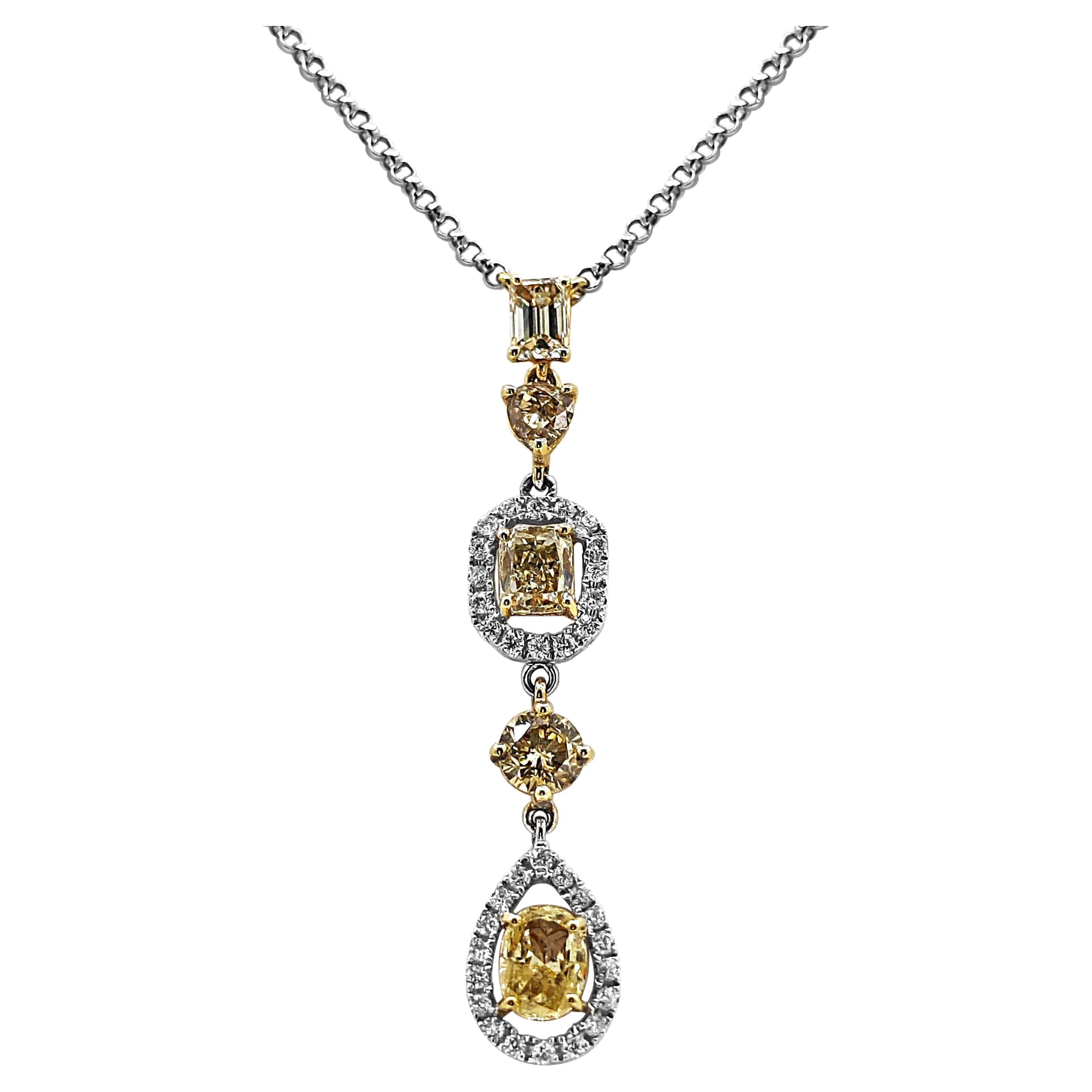 2.54 Carats White and Yellow Diamonds White and Yellow Gold Necklace