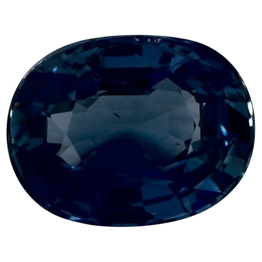 Saphir bleu 2,53 carats taille ovale, pierre précieuse non sertie en vente