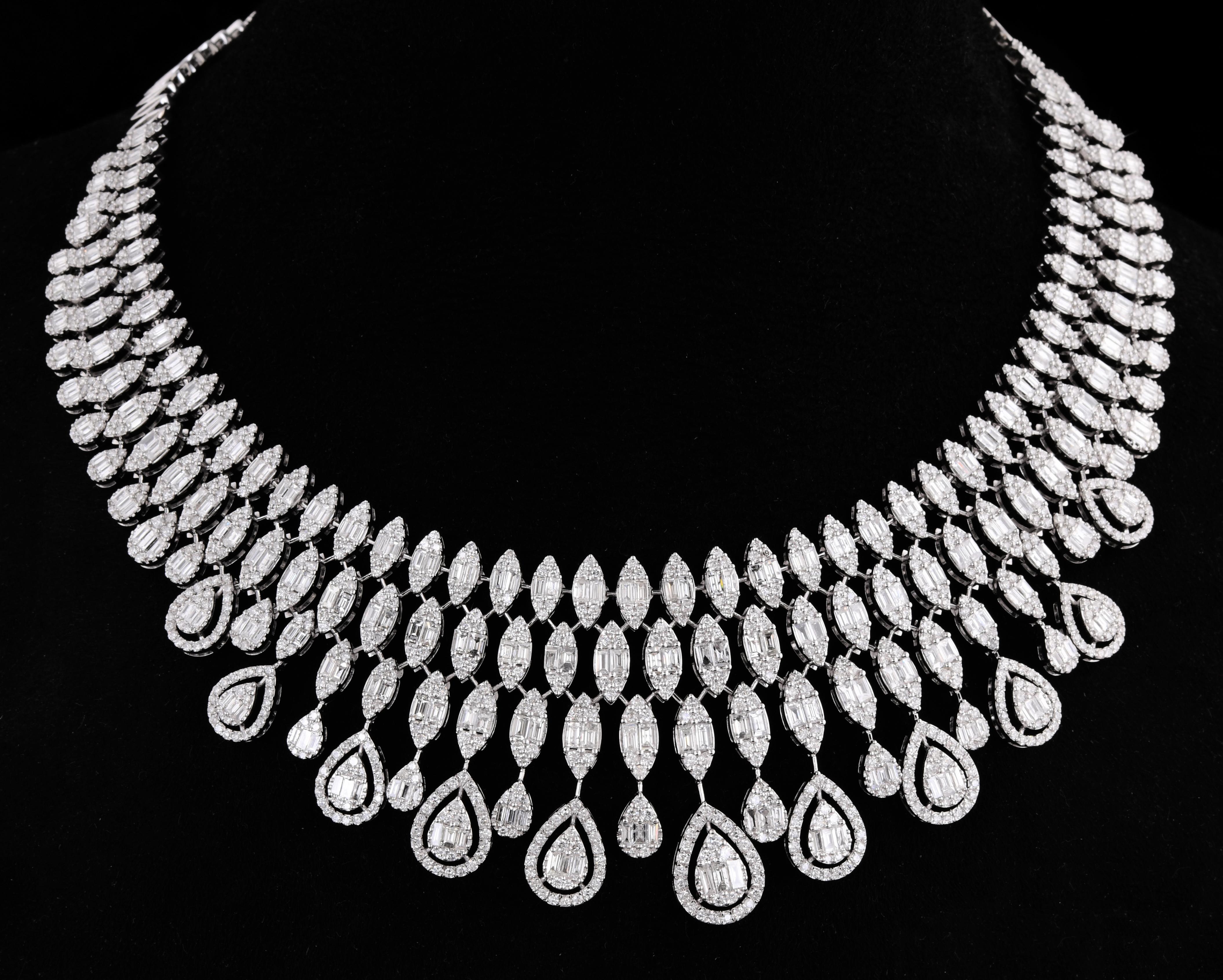 Baguette Cut 25.40 Carat SI/H Baguette Diamond Choker Necklace 14 Karat White Gold Jewelry For Sale