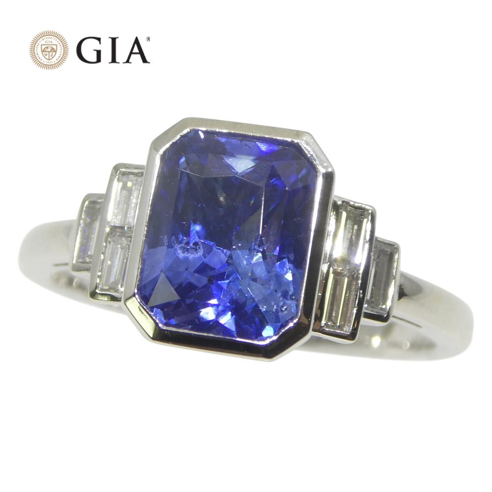 Bague en or blanc 18 carats sertie d'un saphir bleu 2,54 carats et de diamants, certifié GIA, Sri Lank Unisexe en vente