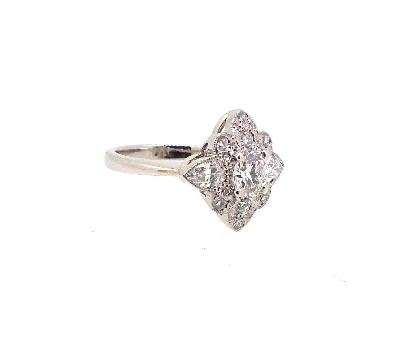 Women's 2.55 Carat Diamond Platinum Engagement Dress Ring For Sale