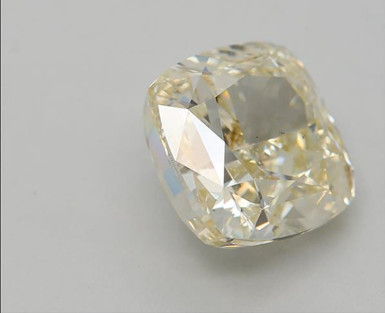 Taille coussin Diamant coussin de 2,55 carats de couleur jaune verdâtre brun clair certifié GIA en vente