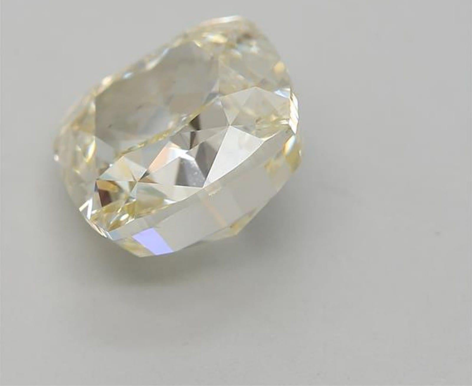 2.55 Carat Fancy Light Brownish Greenish Yellow Cushion diamond GIA Certified For Sale 1