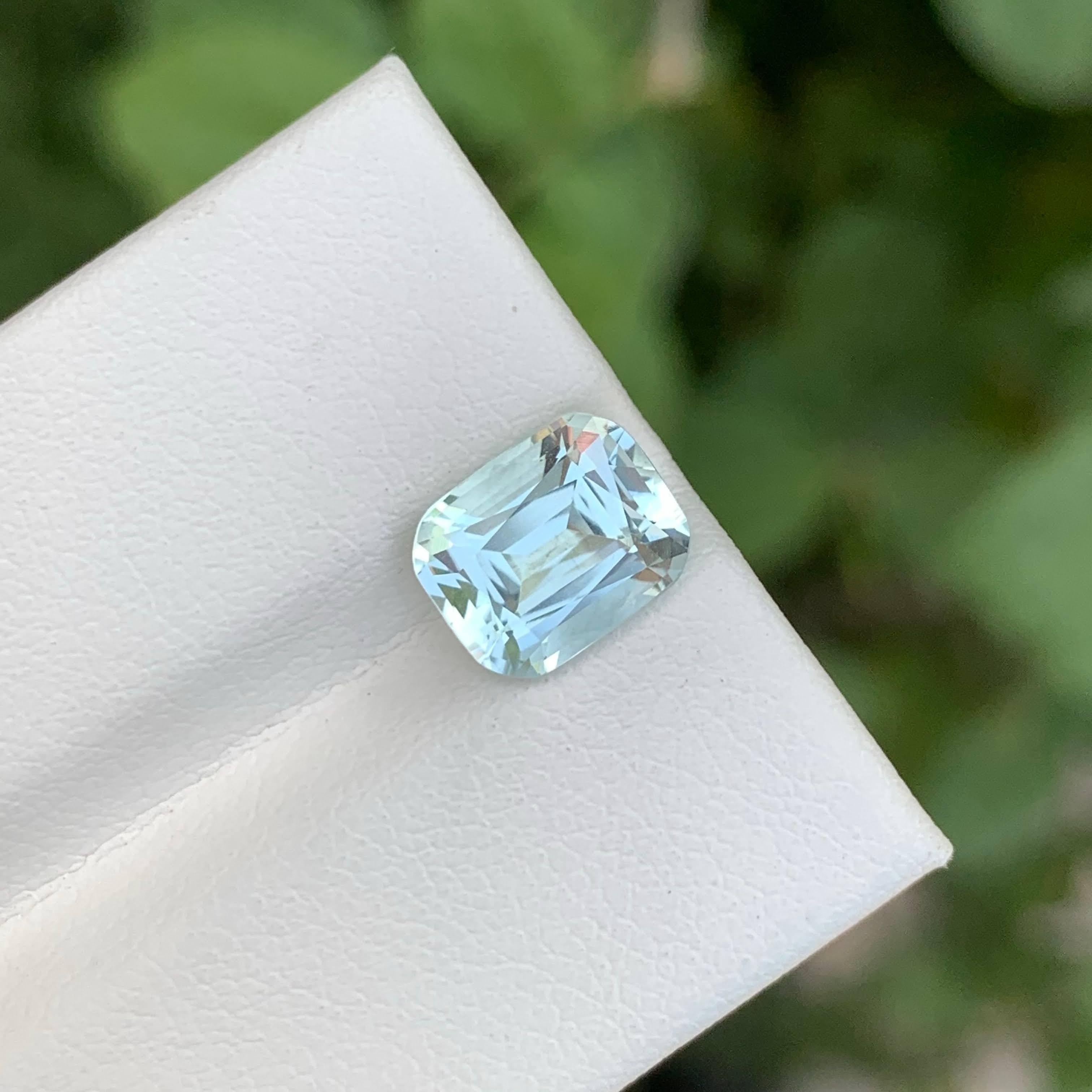Women's or Men's 2.55 Carat Loose Light Blue Aquamarine Stone Cushion Cut Natural Pakistani Gem For Sale