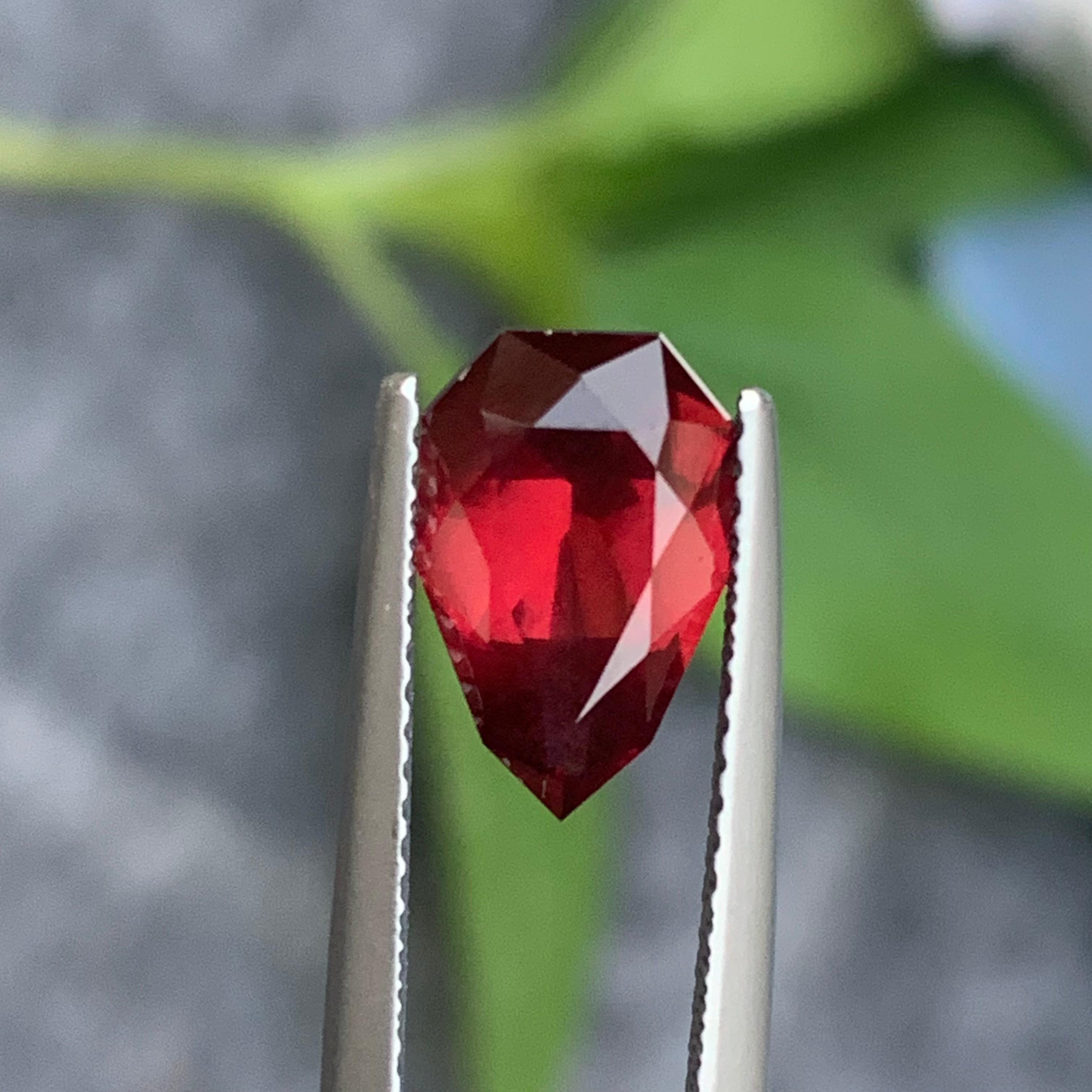 2.55 Carat Natural Faceted Red Rhodolite Garnet Tear Shape For Jewelry Making For Sale 1
