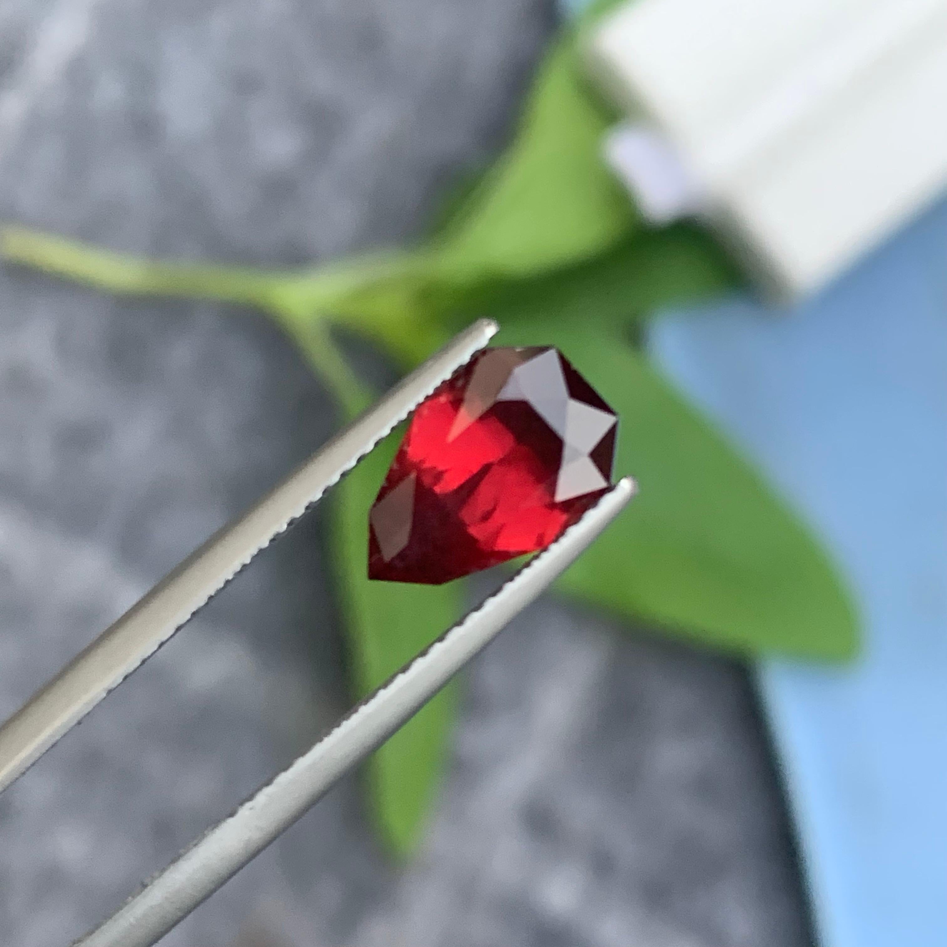 2.55 Carat Natural Faceted Red Rhodolite Garnet Tear Shape For Jewelry Making For Sale 3