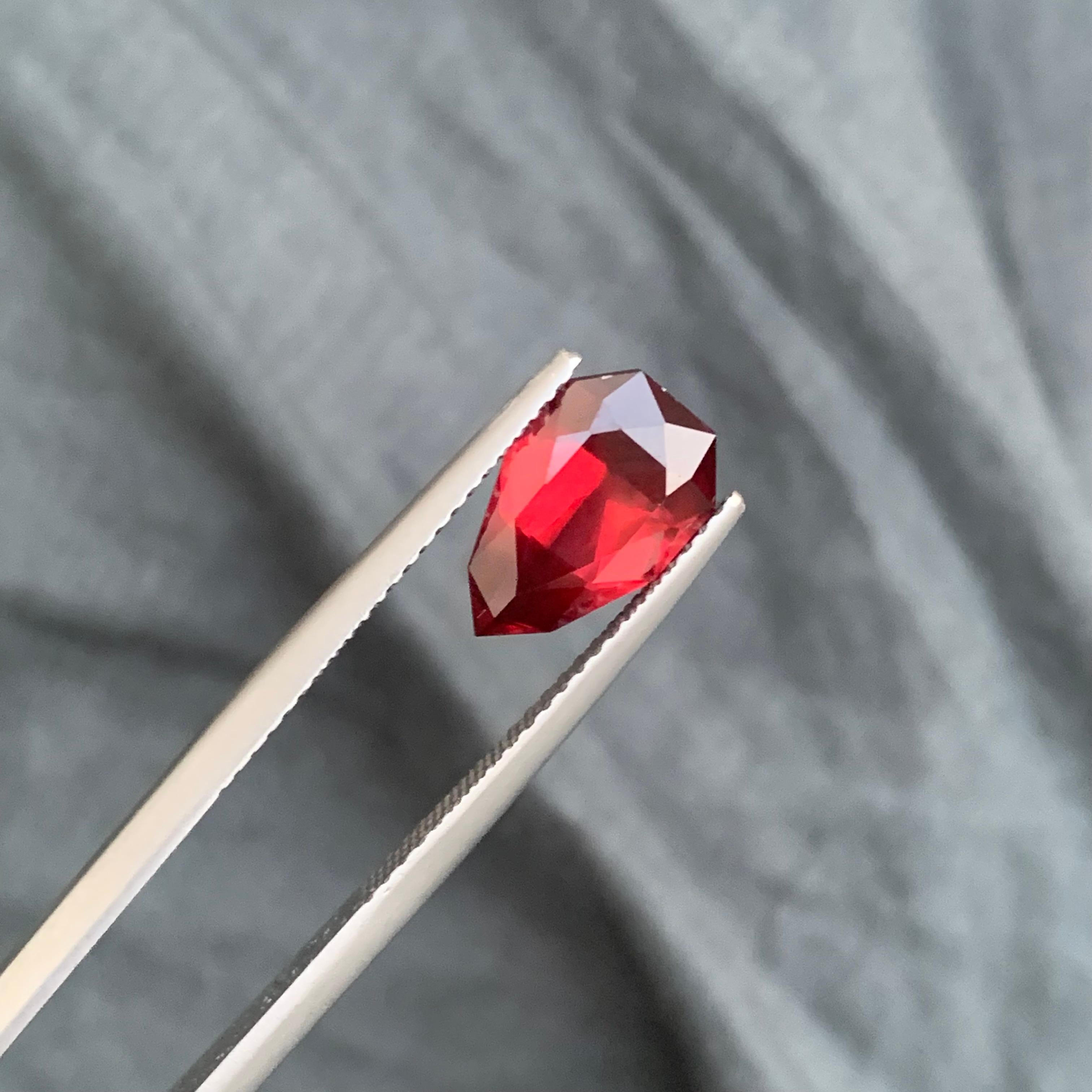 2.55 Carat Natural Faceted Red Rhodolite Garnet Tear Shape For Jewelry Making For Sale 4