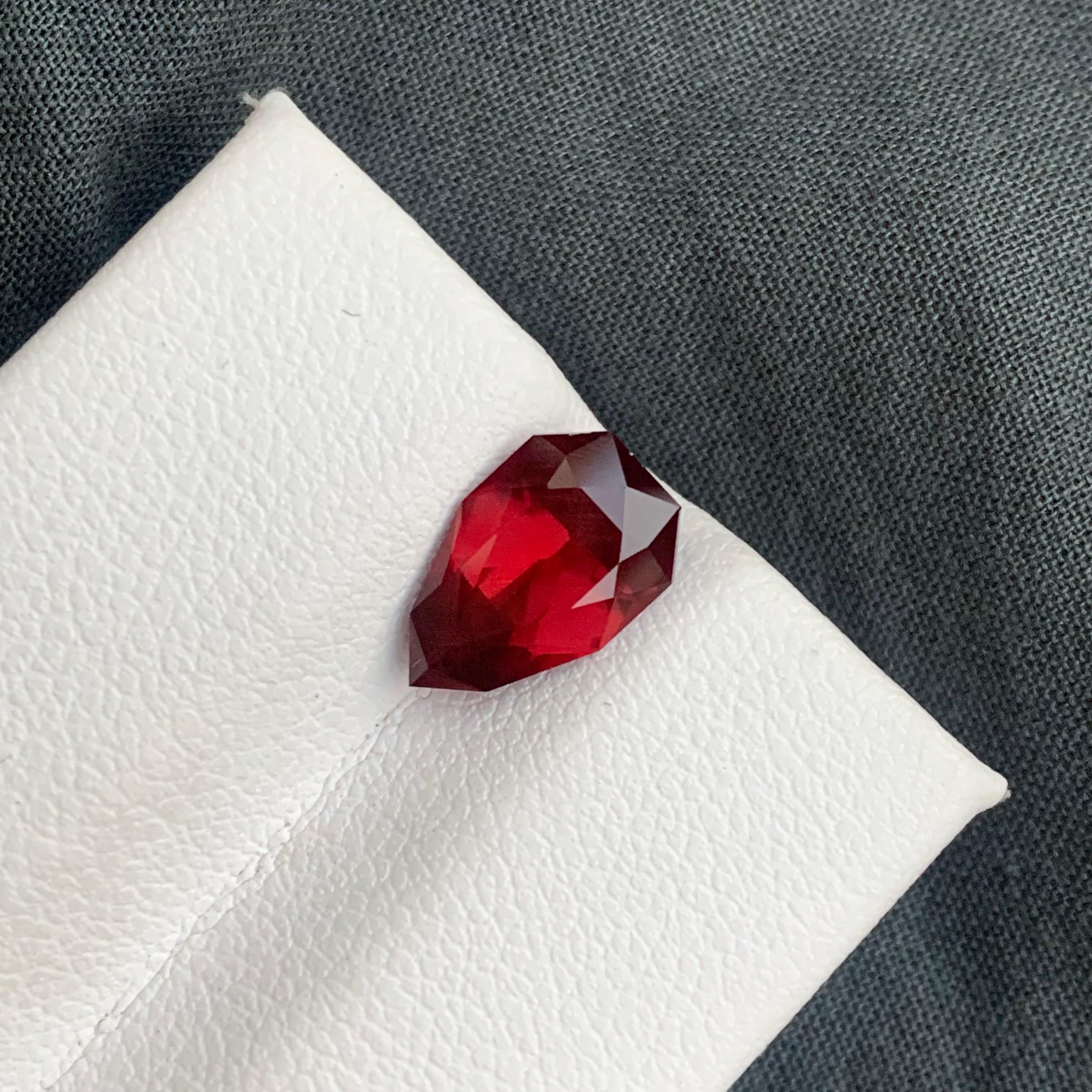 2.55 Carat Natural Faceted Red Rhodolite Garnet Tear Shape For Jewelry Making For Sale 6