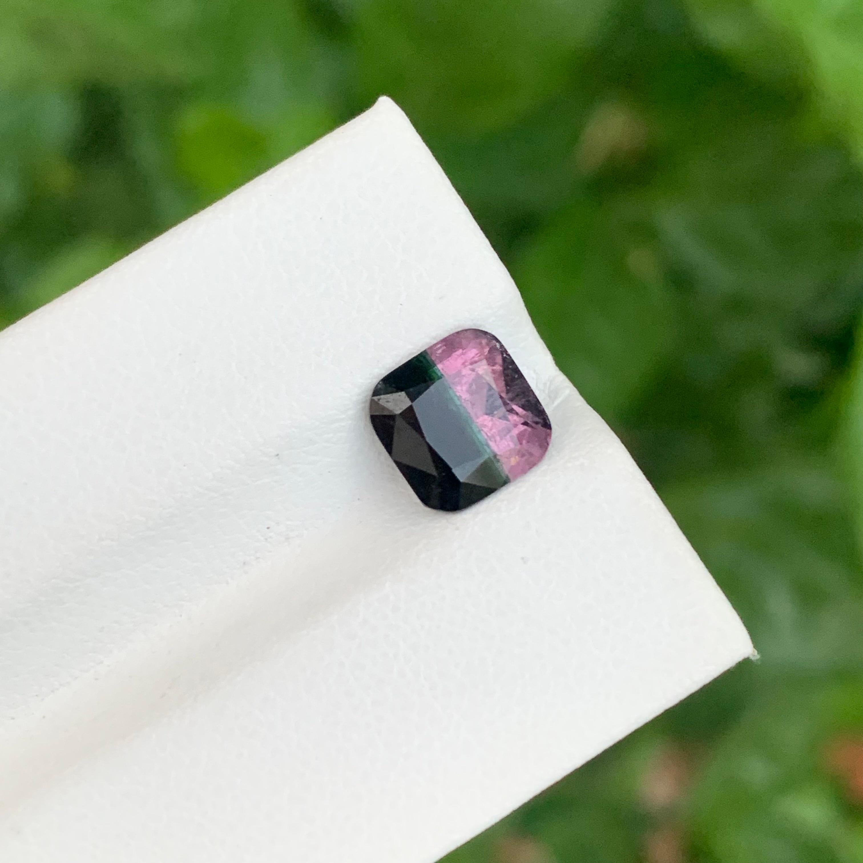 2,55 quilates de turmalina bicolor natural suelta en forma de cojín para anillo Corte cojín en venta