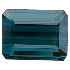 2.55 quilates Gema natural suelta de turmalina indicolita en forma de esmeralda