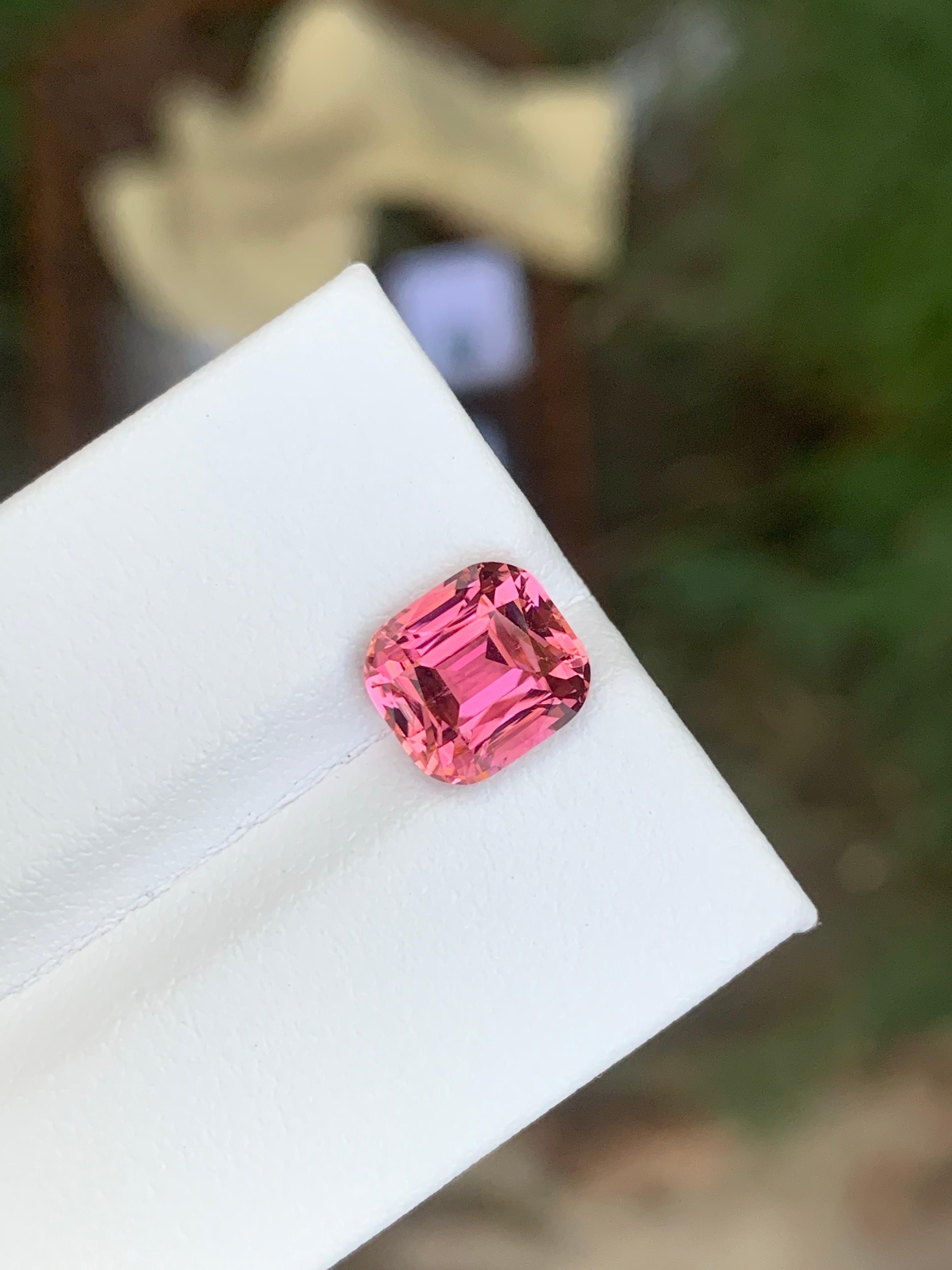 2,55 carati di tormalina rosa naturale sciolta con taglio a cuscino dall'Afghanistan in vendita 4