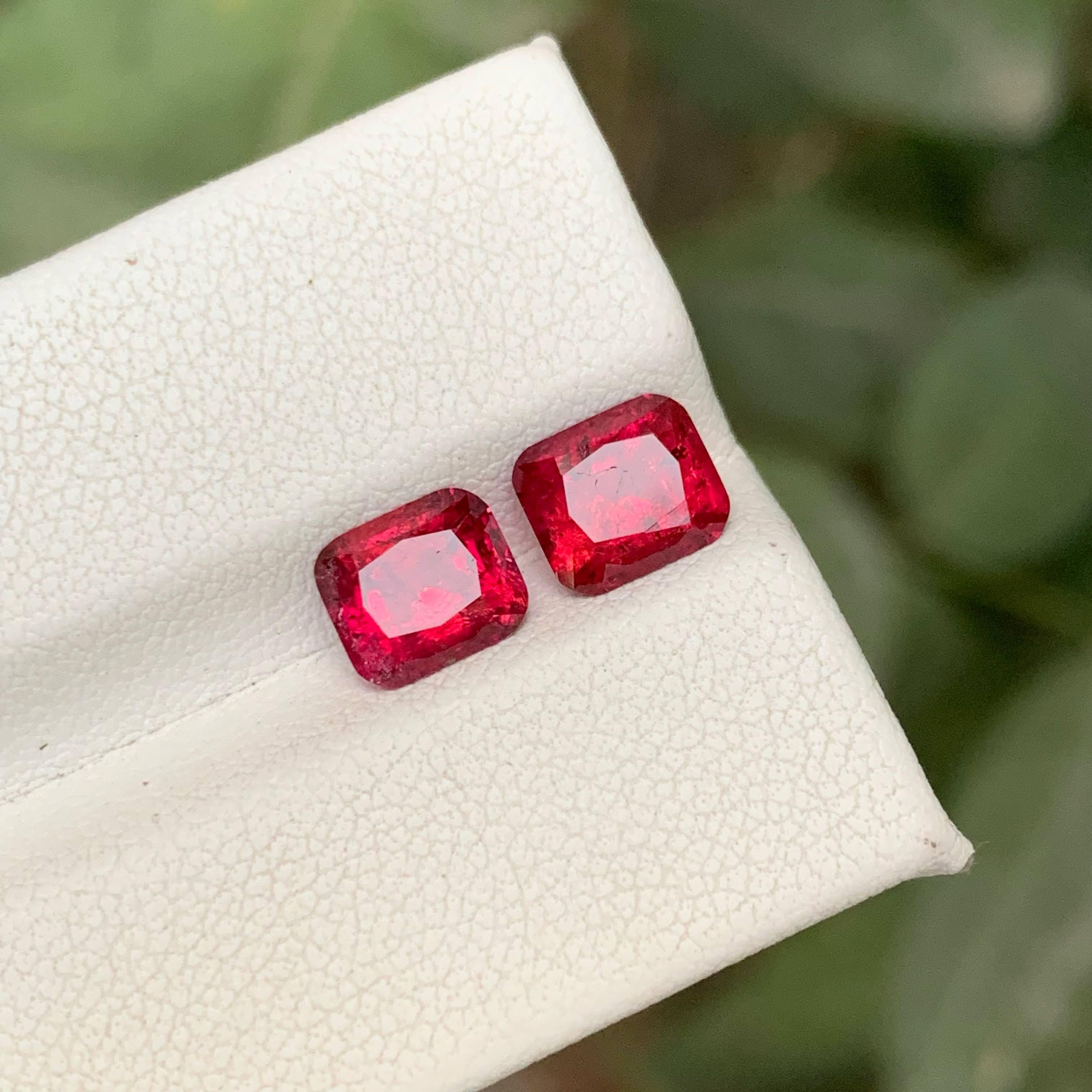 Taille coussin 2.55 Carat Natural Loose Quality Rubelite Tourmaline Pair Cushion Cut Afghan Gem en vente