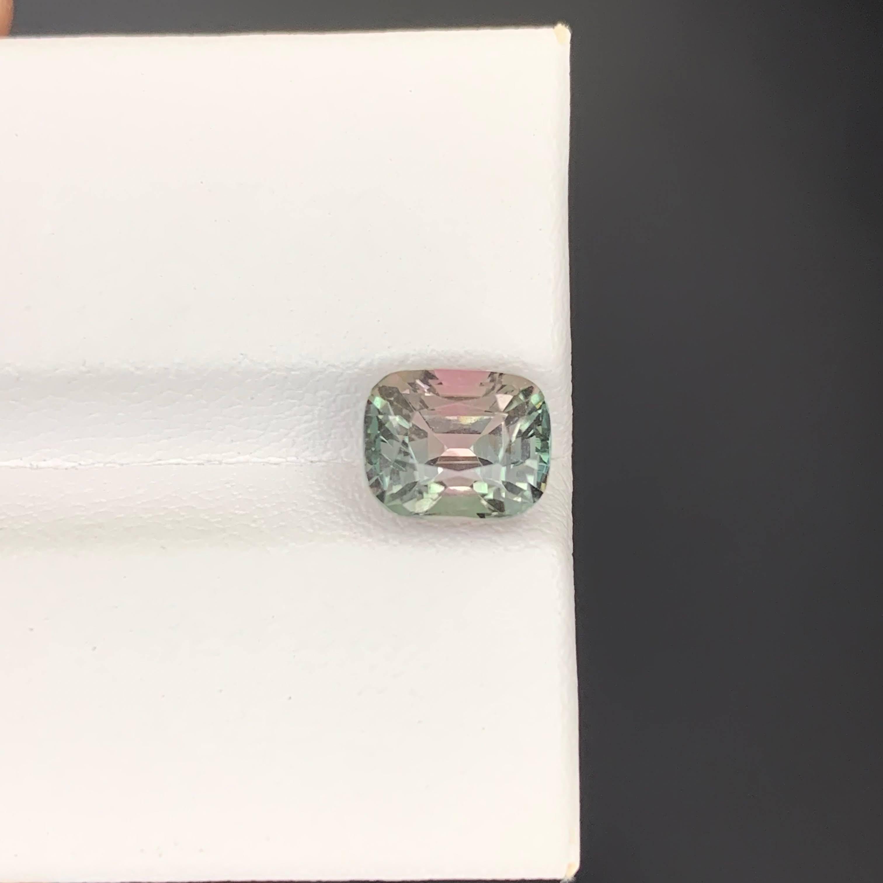 2.55 Carat Natural Loose Unique Bi Color Tourmaline Cushion Cut Africa Gemstone en vente 2