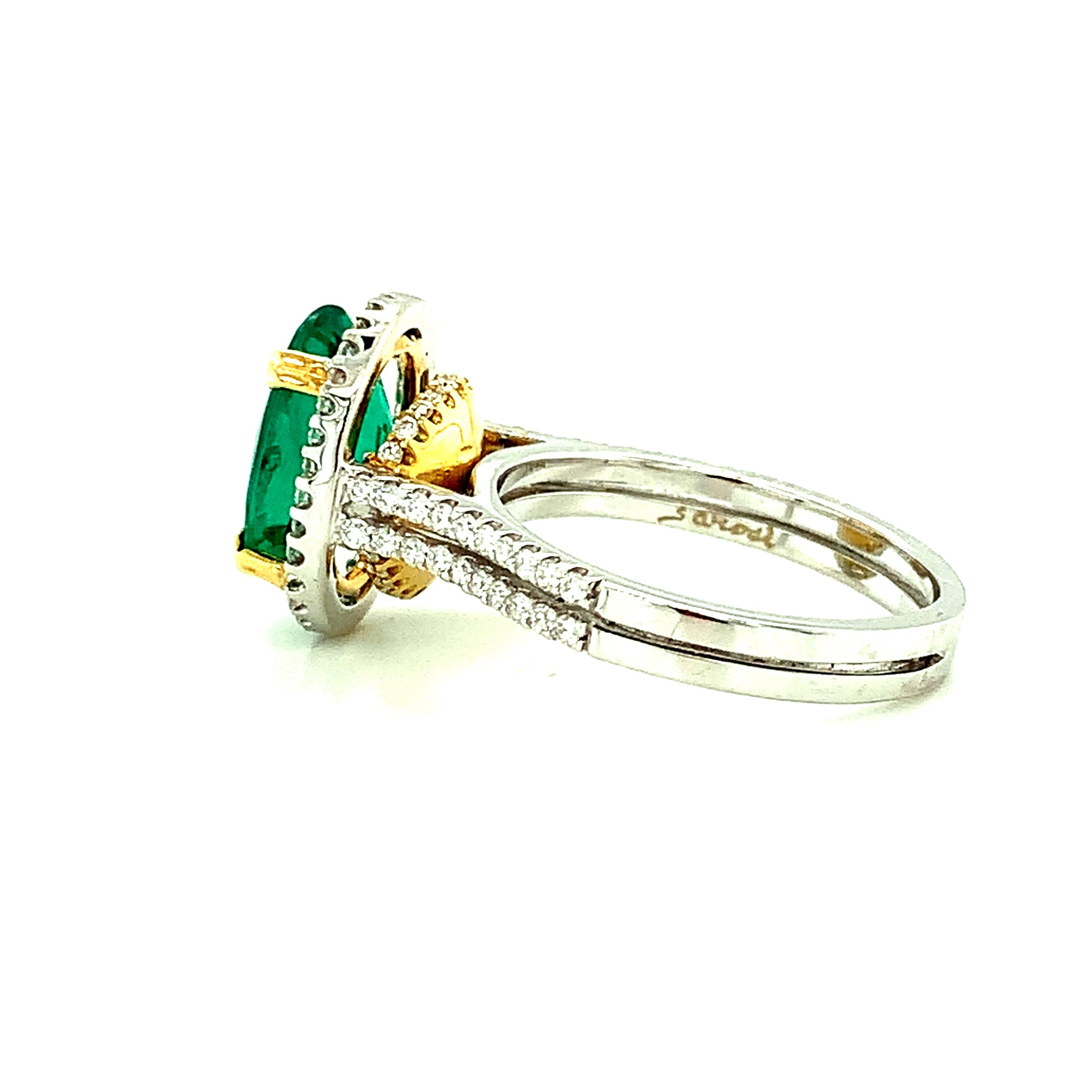 GIA Certified 2.52 Carat Emerald and Diamond Halo Cocktail Ring in 18k Gold For Sale 1