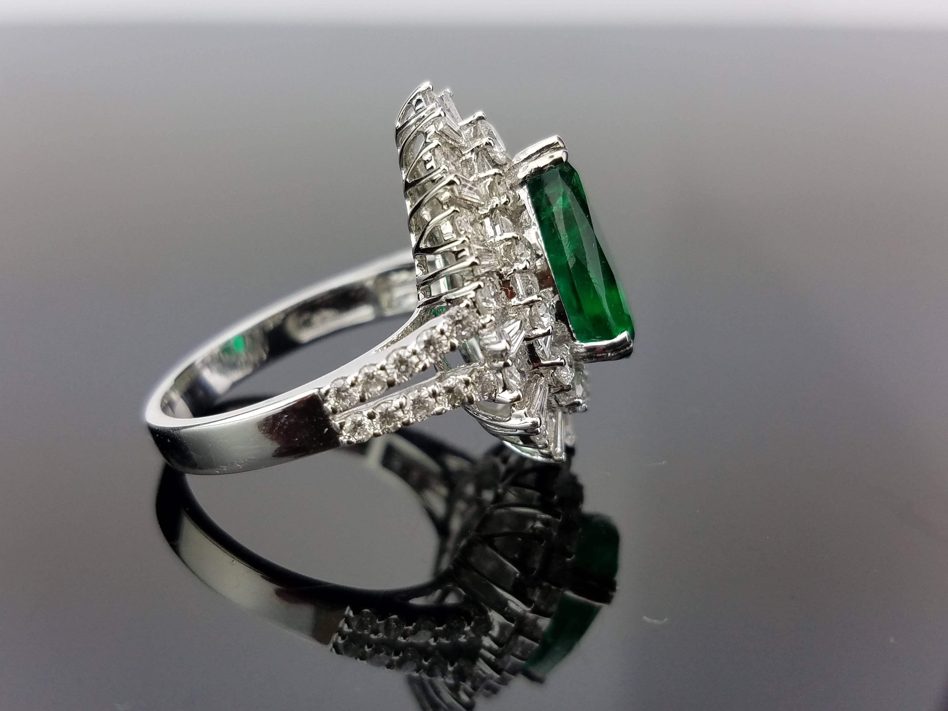 Art Deco 2.55 Carat Pear Shape Emerald and Diamond 18 Karat Gold Cocktail Ring