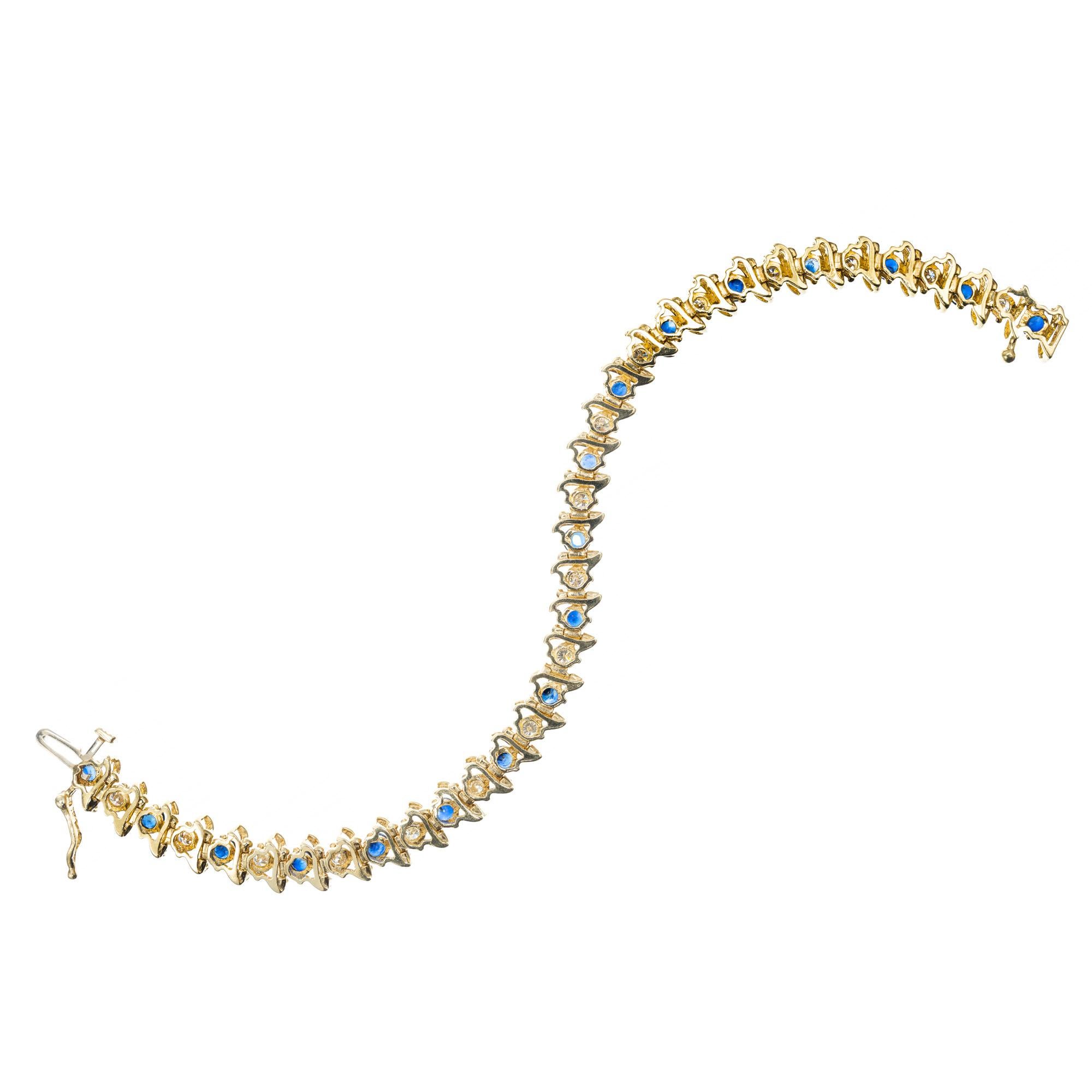 Round Cut 2.55 Carat Round Sapphire Diamond Yellow Gold S Link Bracelet  For Sale