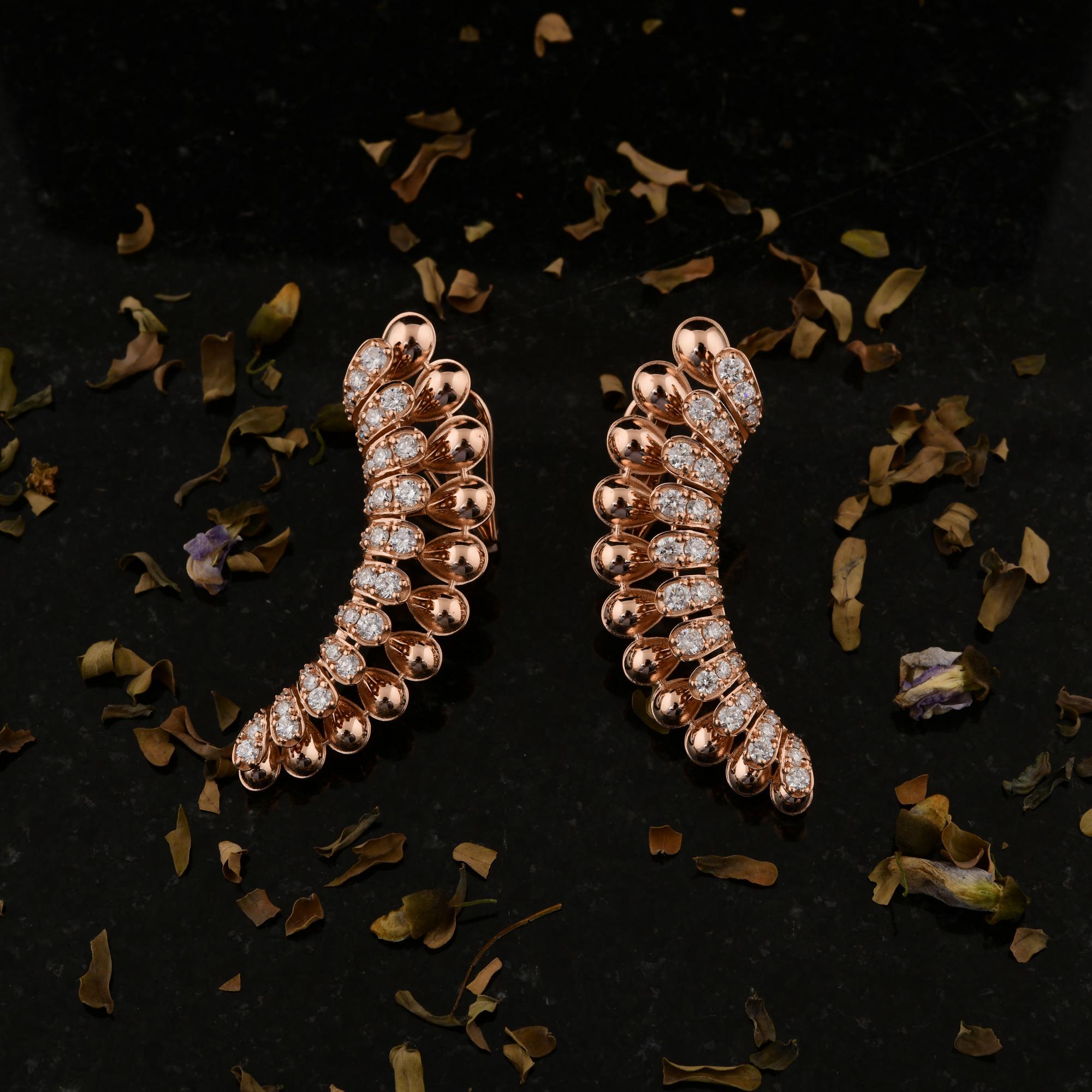 Pendientes colgantes de oro rosa de 14 quilates con diseño de ala de 2,55 quilates, claridad SI y color H en Nuevo estado para la venta en Diera, Dubai
