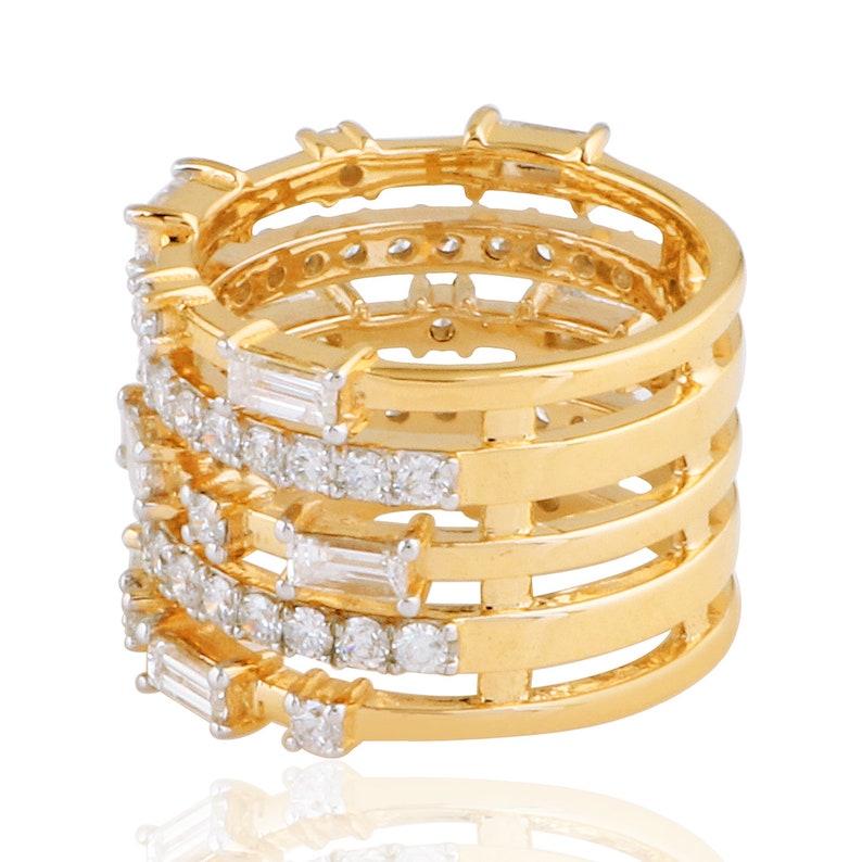 Baguette Cut 2.55 Carats Baguette Diamond 14K Gold Ring For Sale