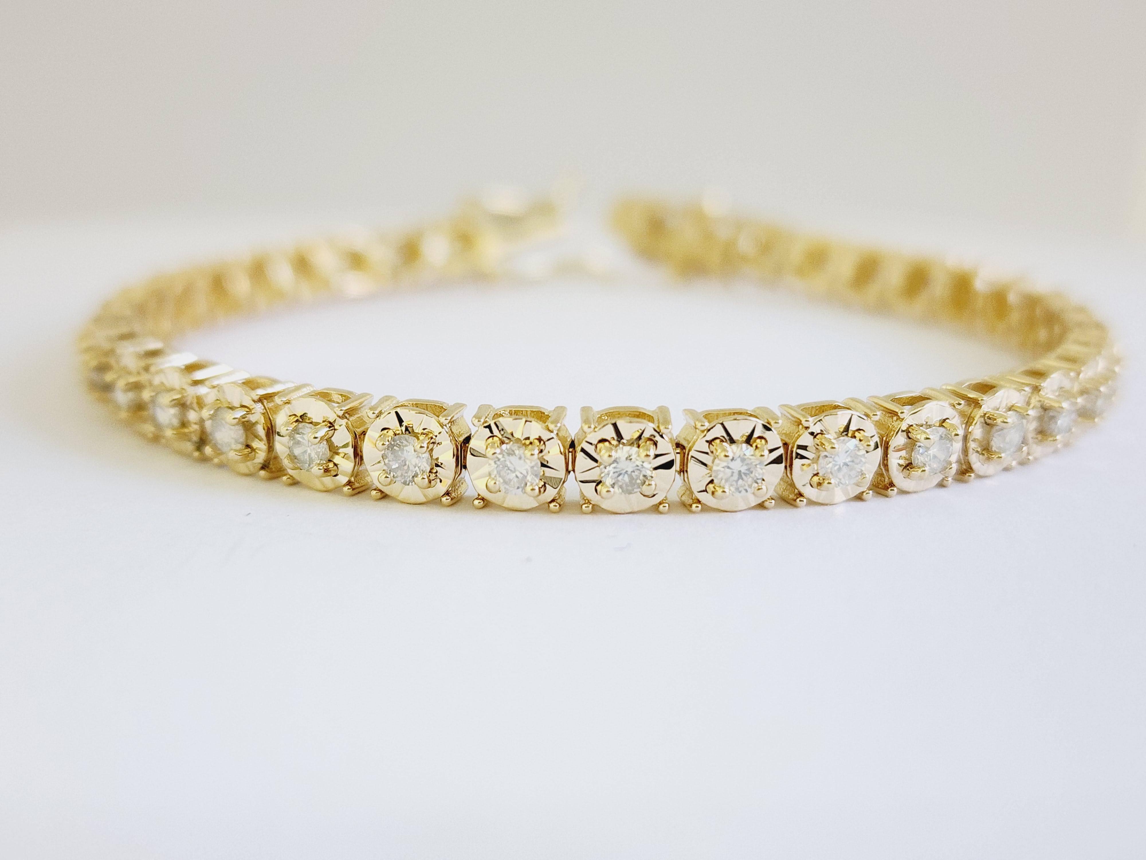 2.55 Carats Diamond Cut Miracle Illusion Tennis Bracelet 14 Karat Yellow Gold In New Condition In Great Neck, NY