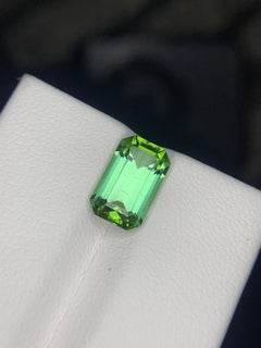 2,55 carati di tormalina verde bluastra naturale sfusa con taglio a smeraldo