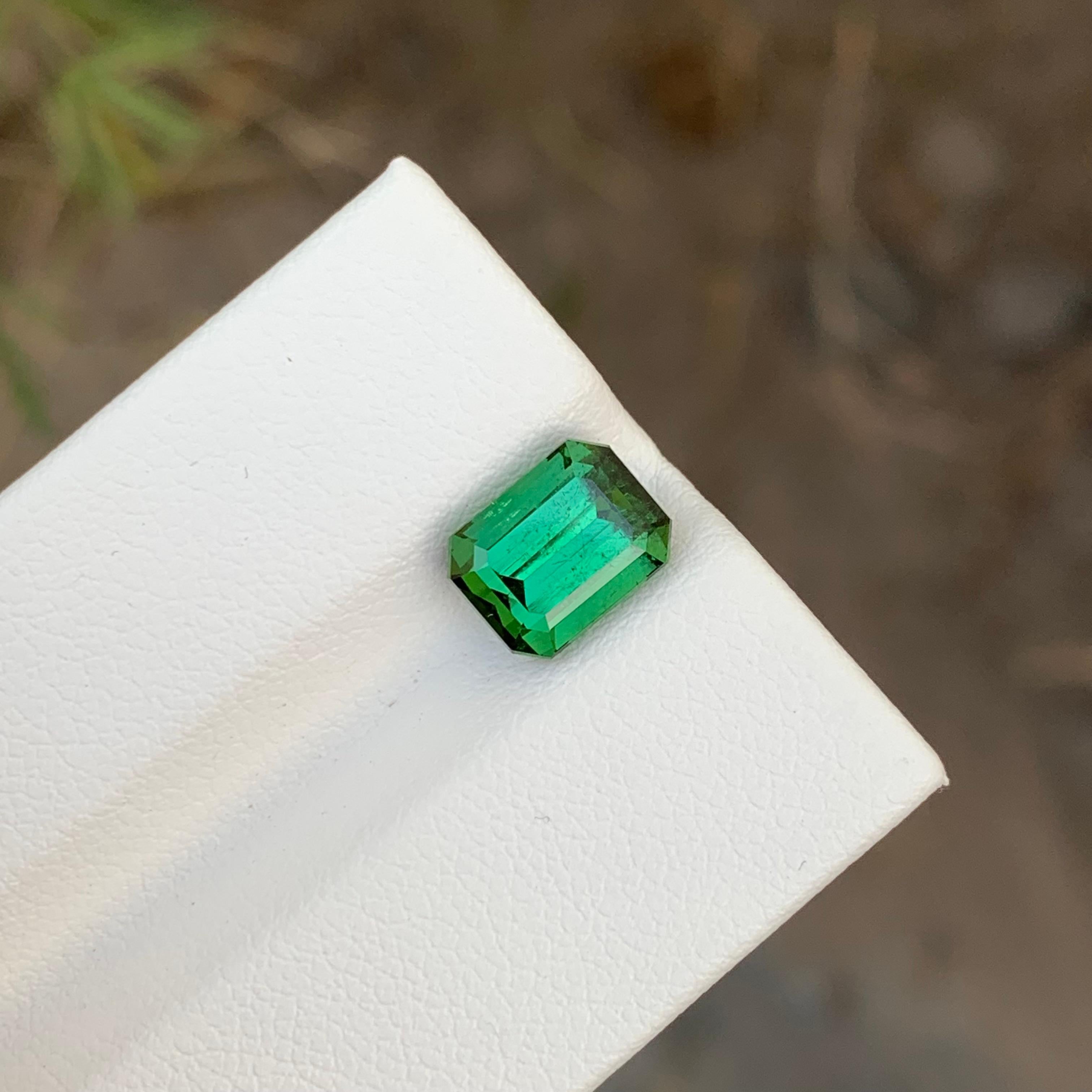 2.55 Carats Natural Loose Emerald Shape Green Tourmaline Gem For Ring  For Sale 1
