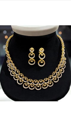 2.55 Carats Round Brillant Shape Diamonds 14K Gold Parure Set