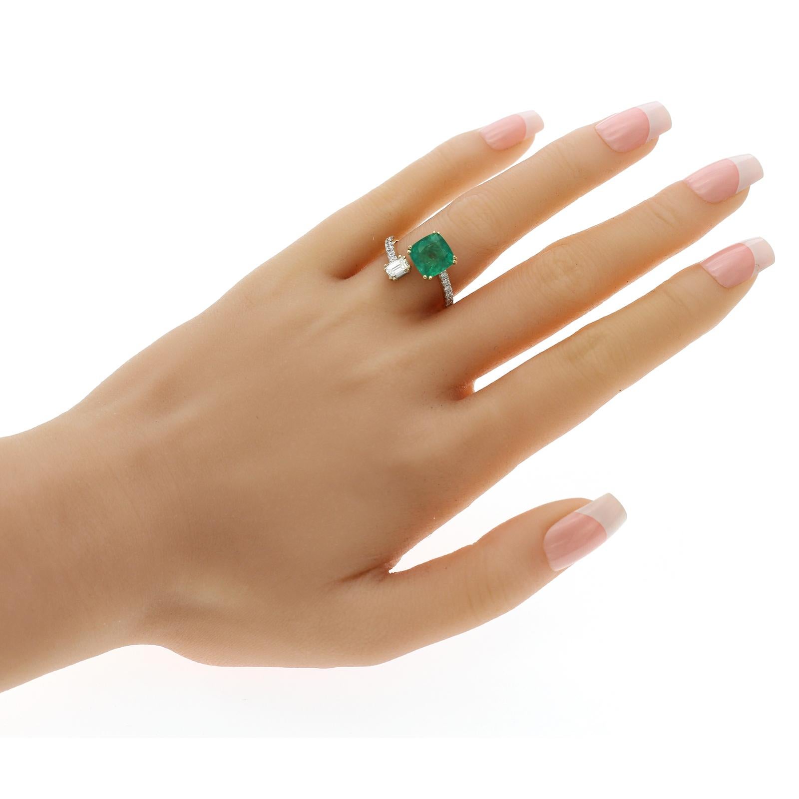 100% Authentic, 100% Customer Satisfaction

Height: 14.7 mm

Width: 2 mm

Size: 6.5 ( Contact Us for Sizing)

Metal:14K Yellow Gold

Hallmarks: 14K

Total Weight: 2.94 Grams

Stone Type: 2.55 CT Natural Colombian Emerald & 0.52 CT
