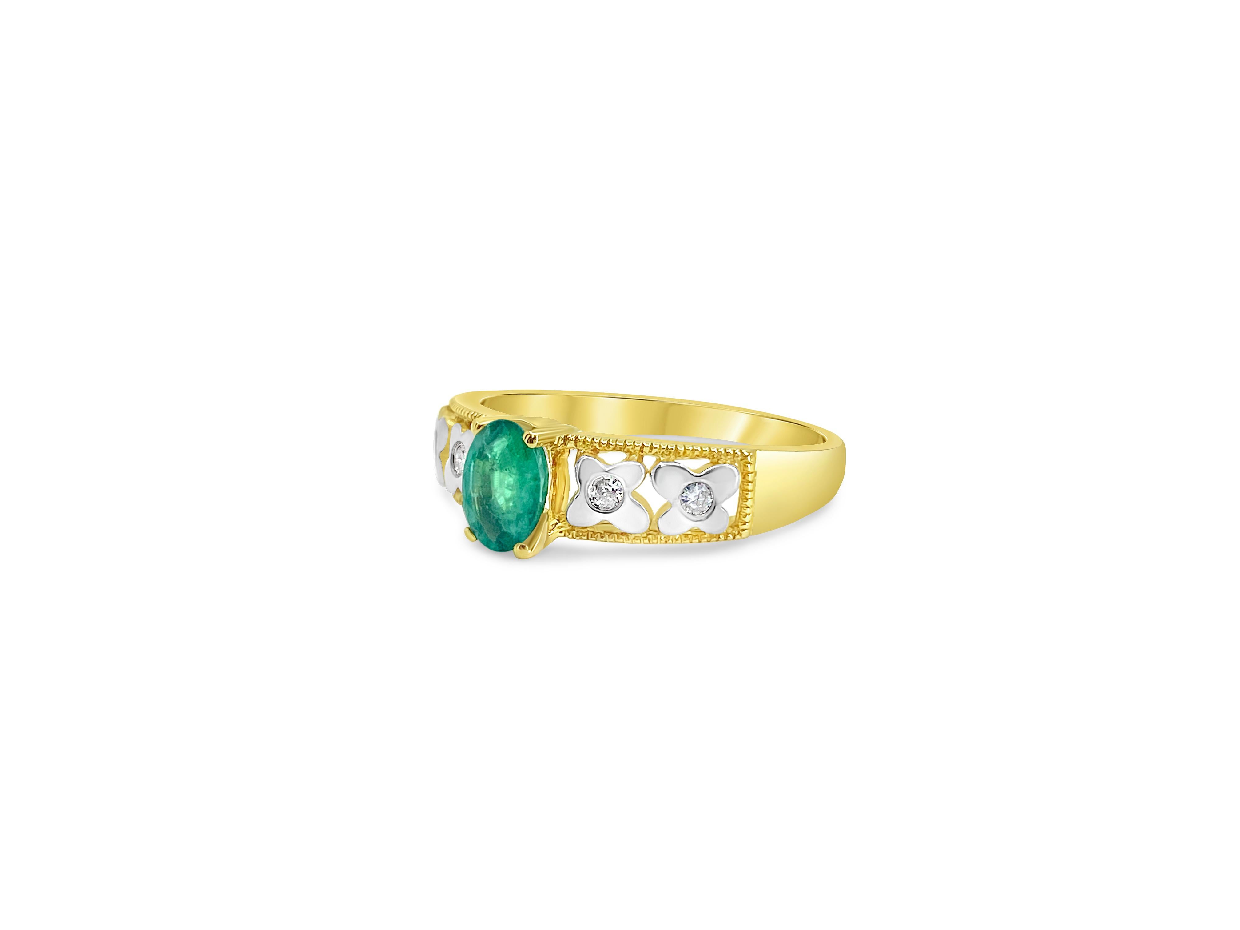 Emerald Cut 2.55 CT Emerald Diamond Cocktail Ring For Her For Sale