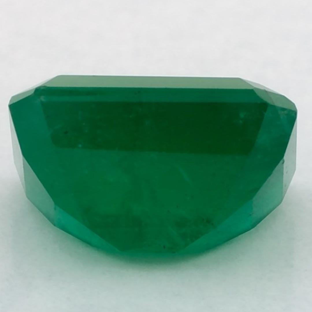 2.55 Ct Emerald Octagon Loose Gemstone In New Condition For Sale In Fort Lee, NJ