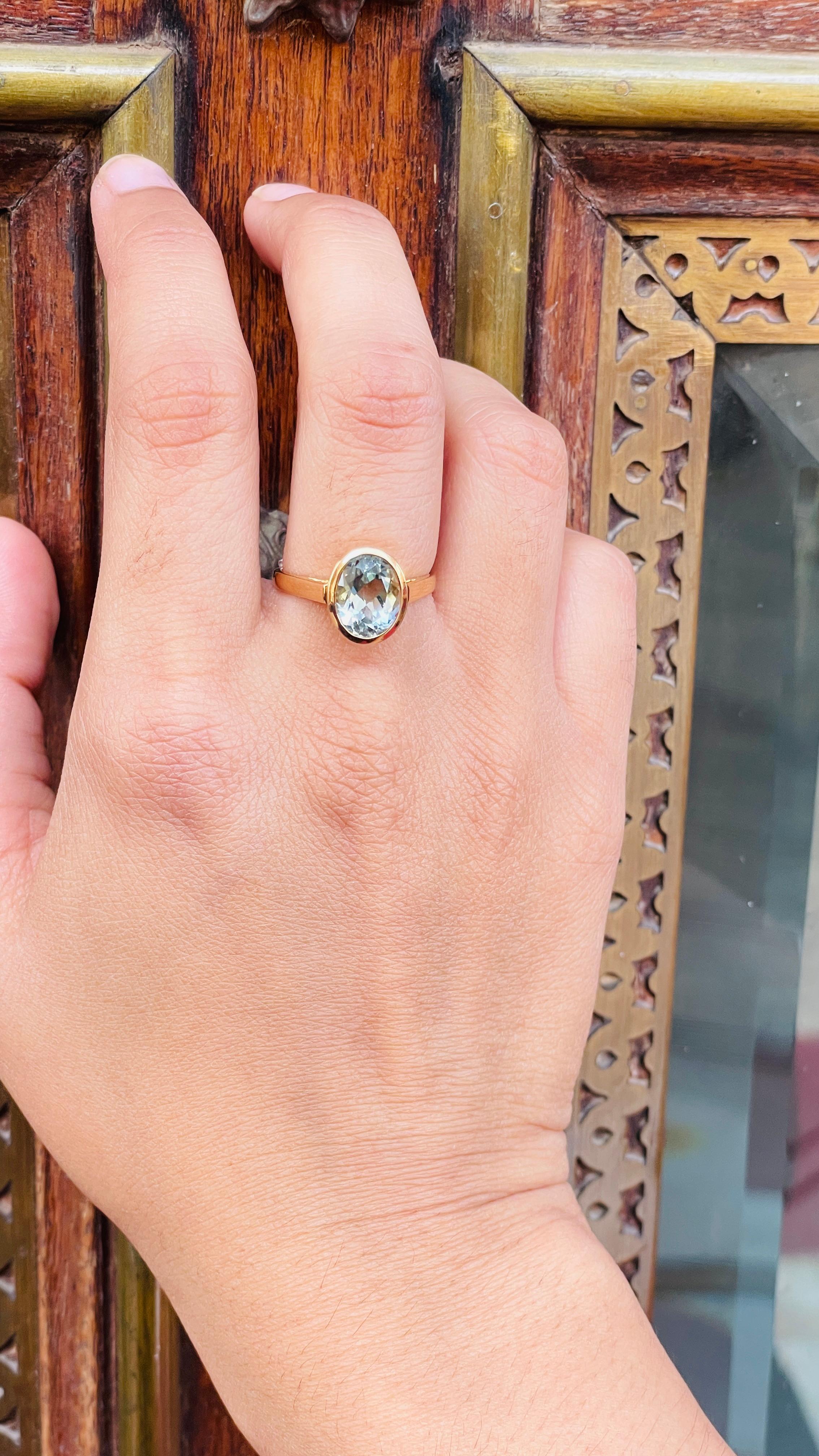 For Sale:  2.55 CTW Aquamarine Solitaire Ring for Women in 18k Solid Yellow Gold 14