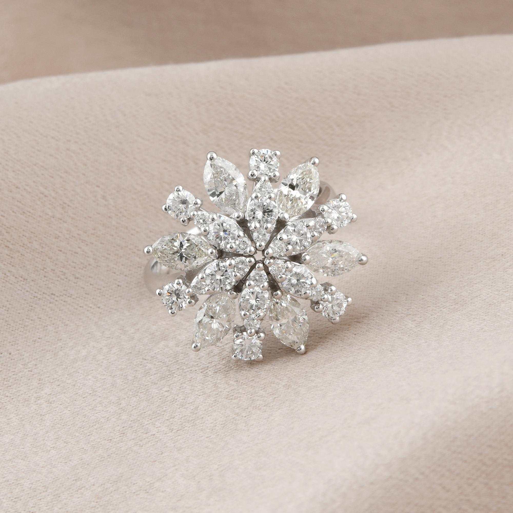 Im Angebot: 2,55 CTW SI/H Diamant-Cluster-Cocktailring für Frauen aus 18k Weißgold () 5