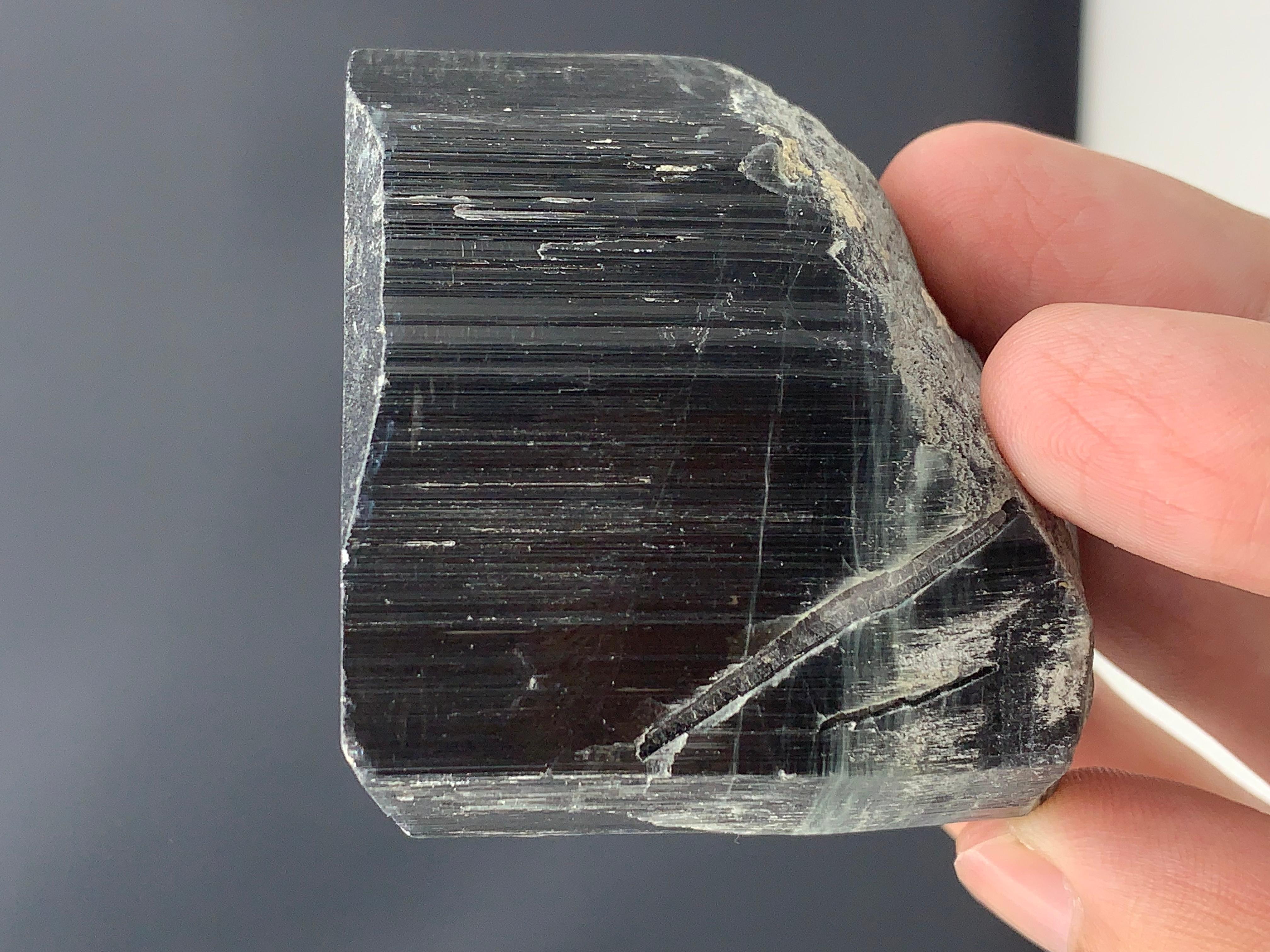 255.07 Gramm Schöner schwarzer Turmalin-Kristall aus Afghanistan  im Angebot 7
