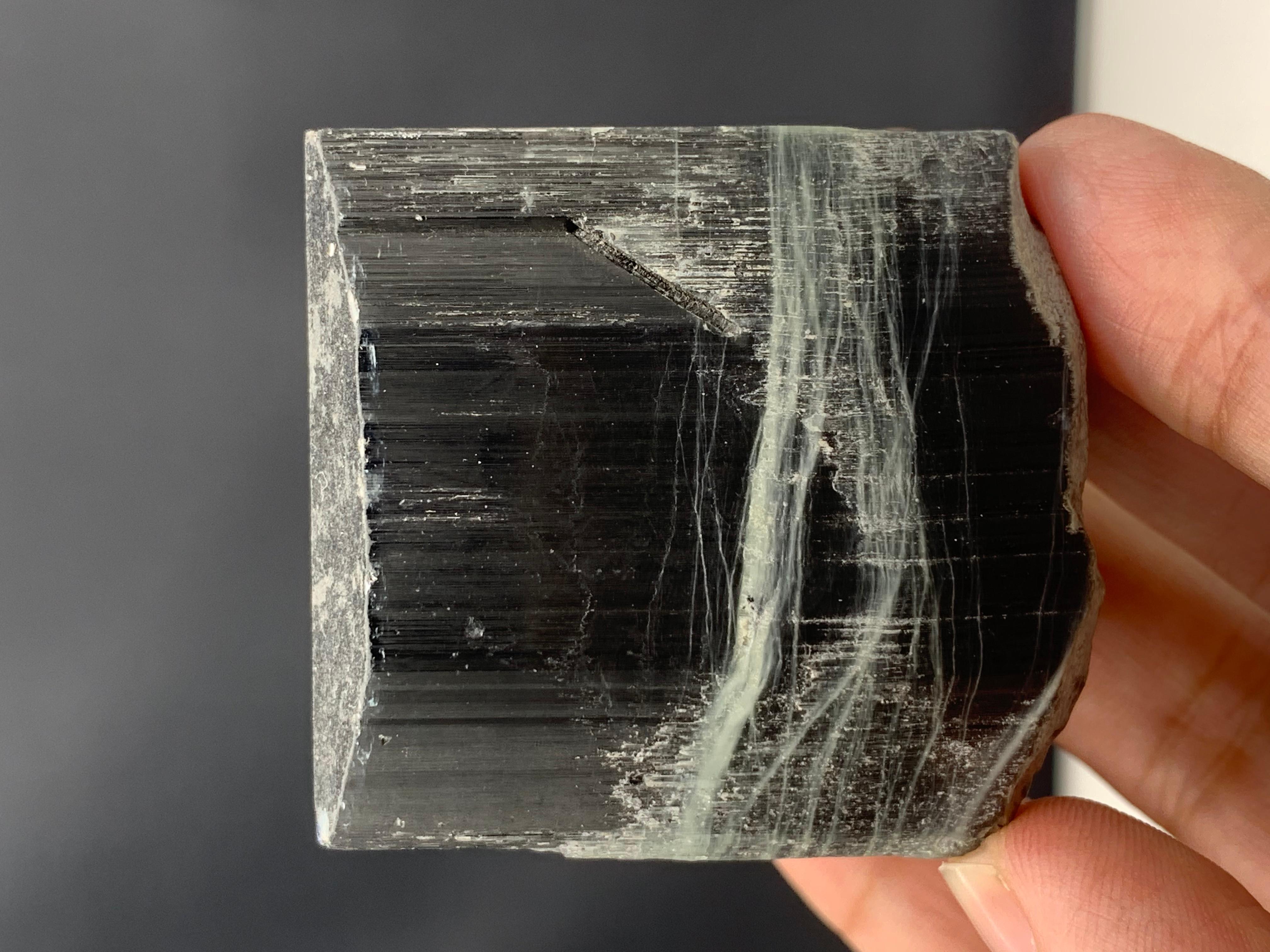 255.07 Gramm Schöner schwarzer Turmalin-Kristall aus Afghanistan  im Angebot 12