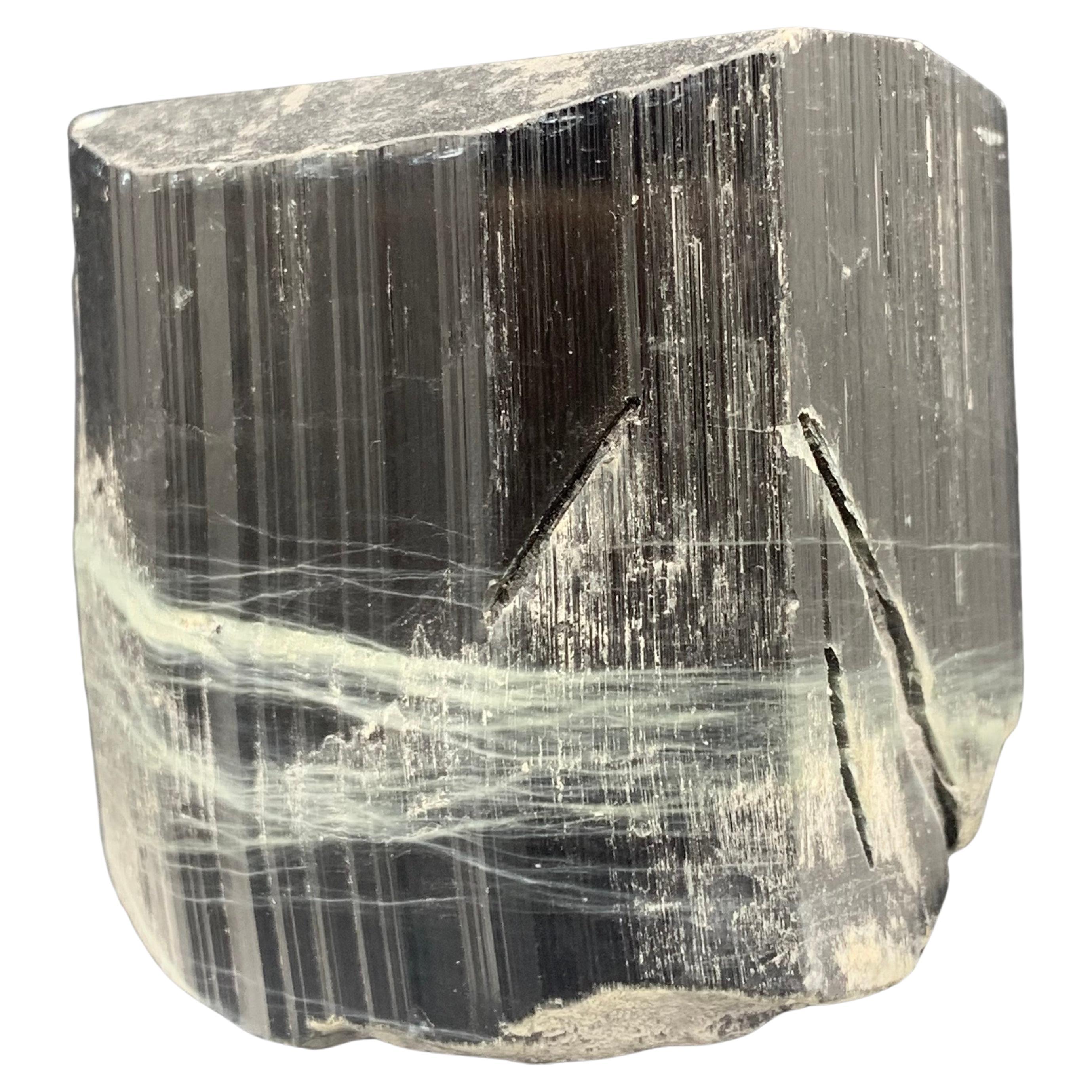 255.07 Gramm Schöner schwarzer Turmalin-Kristall aus Afghanistan  im Angebot