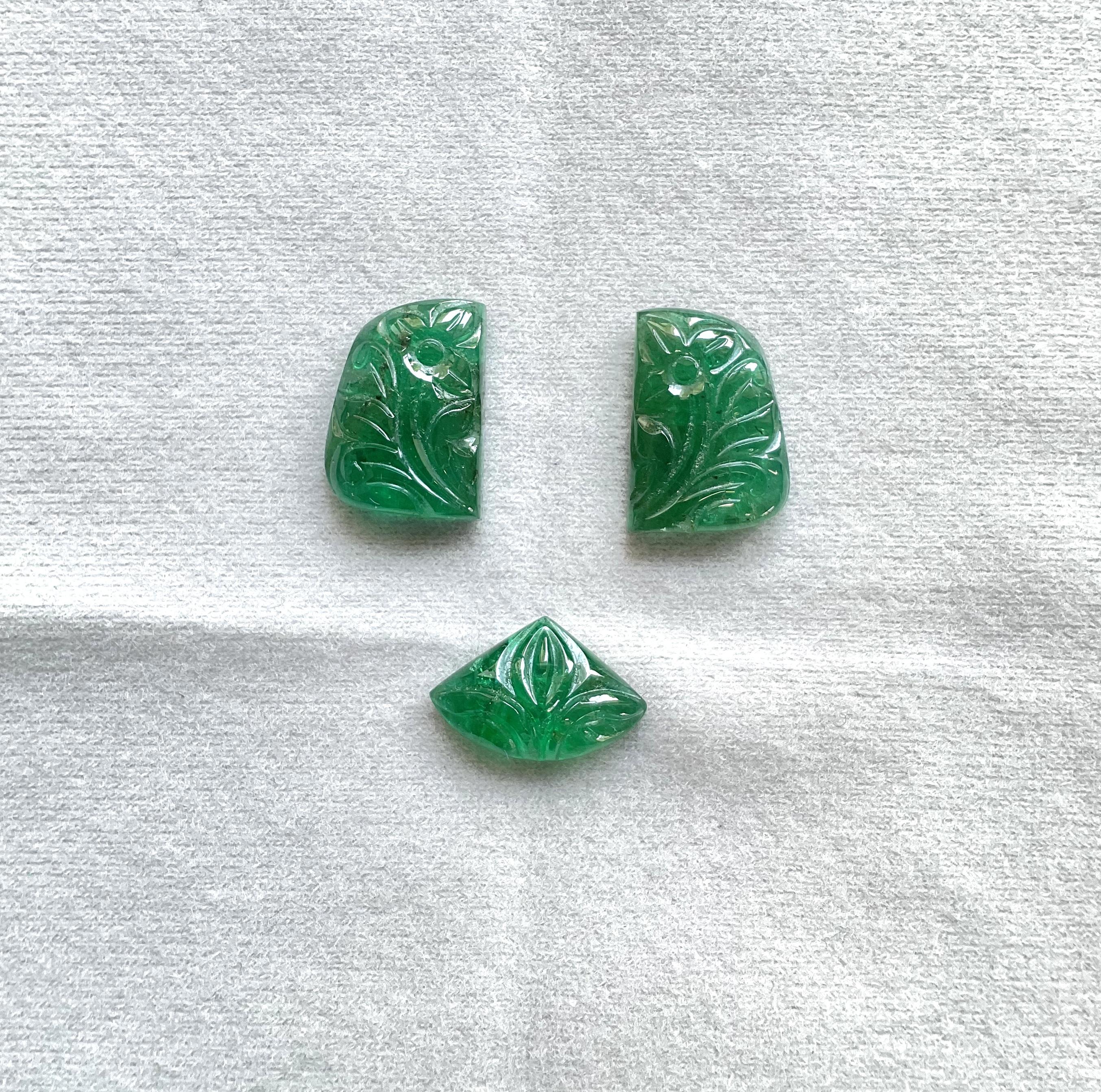 Trillion Cut 25.53 Carats Zambian Emerald 3 Pieces Carved For Jewelry Natural Gemstone For Sale