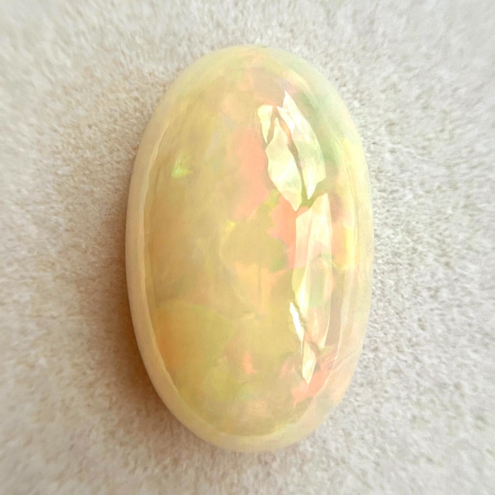 25,57ct Natürlicher weißer Kristall Opal Oval Cabochon Edelstein 26,8x17mm Lose Edelstein im Zustand „Neu“ im Angebot in Birmingham, GB