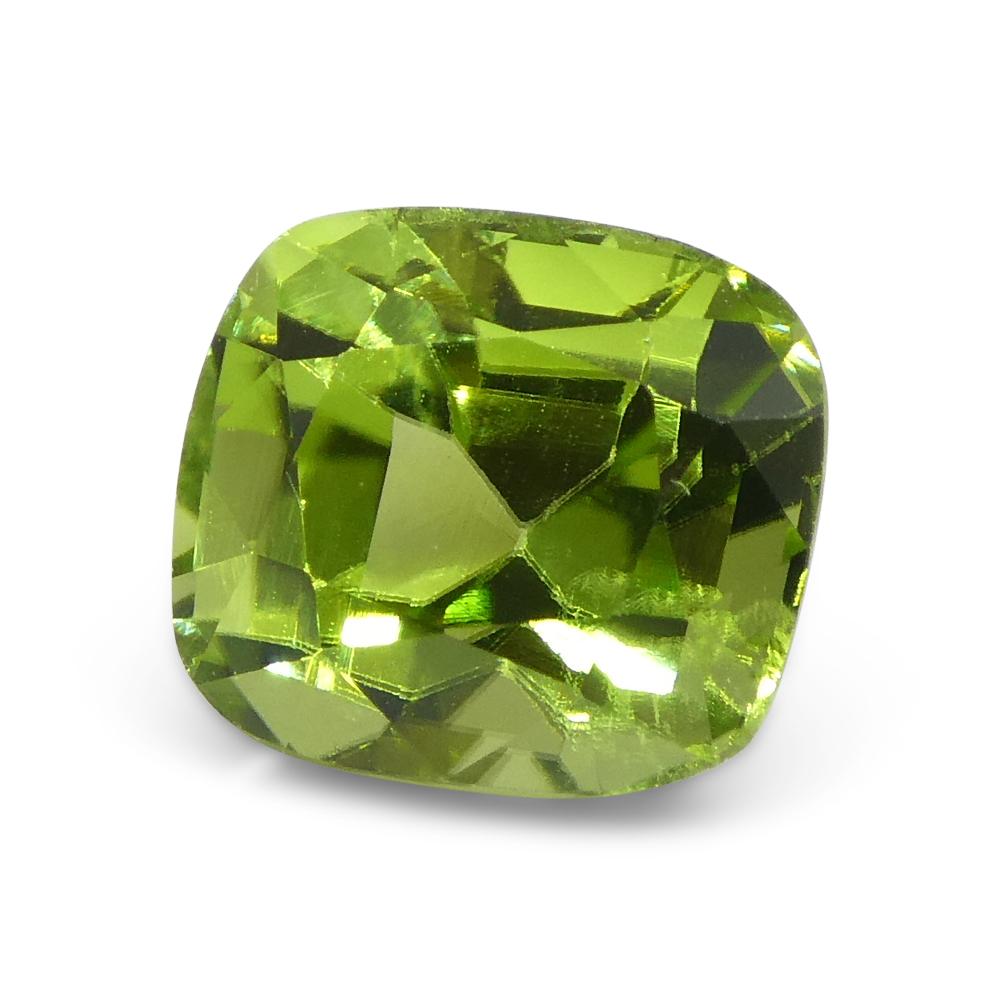 Peridoto verde giallastro a cuscino da 2,55 carati In condizioni Nuovo in vendita a Toronto, Ontario