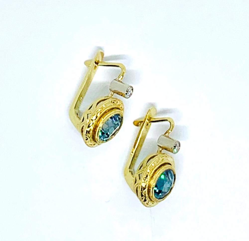 Round Cut 6.35 Carat Blue Zircon and Diamond 18k Yellow Gold Lever Back Earrings