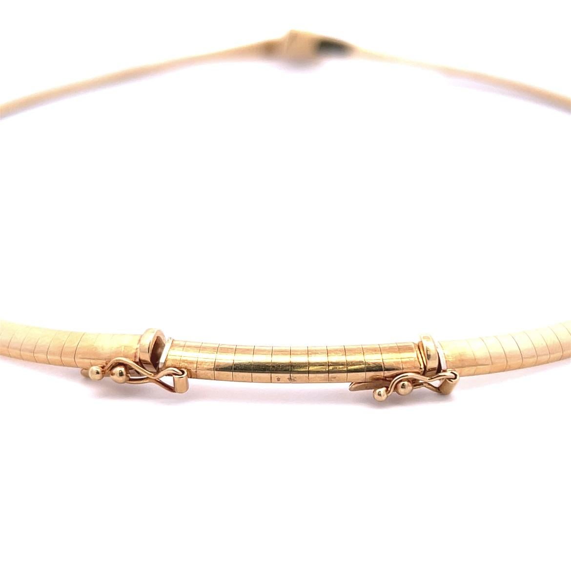 Collier à maillons oméga en or jaune 18 carats et diamants de 2,56 carats en vente 4