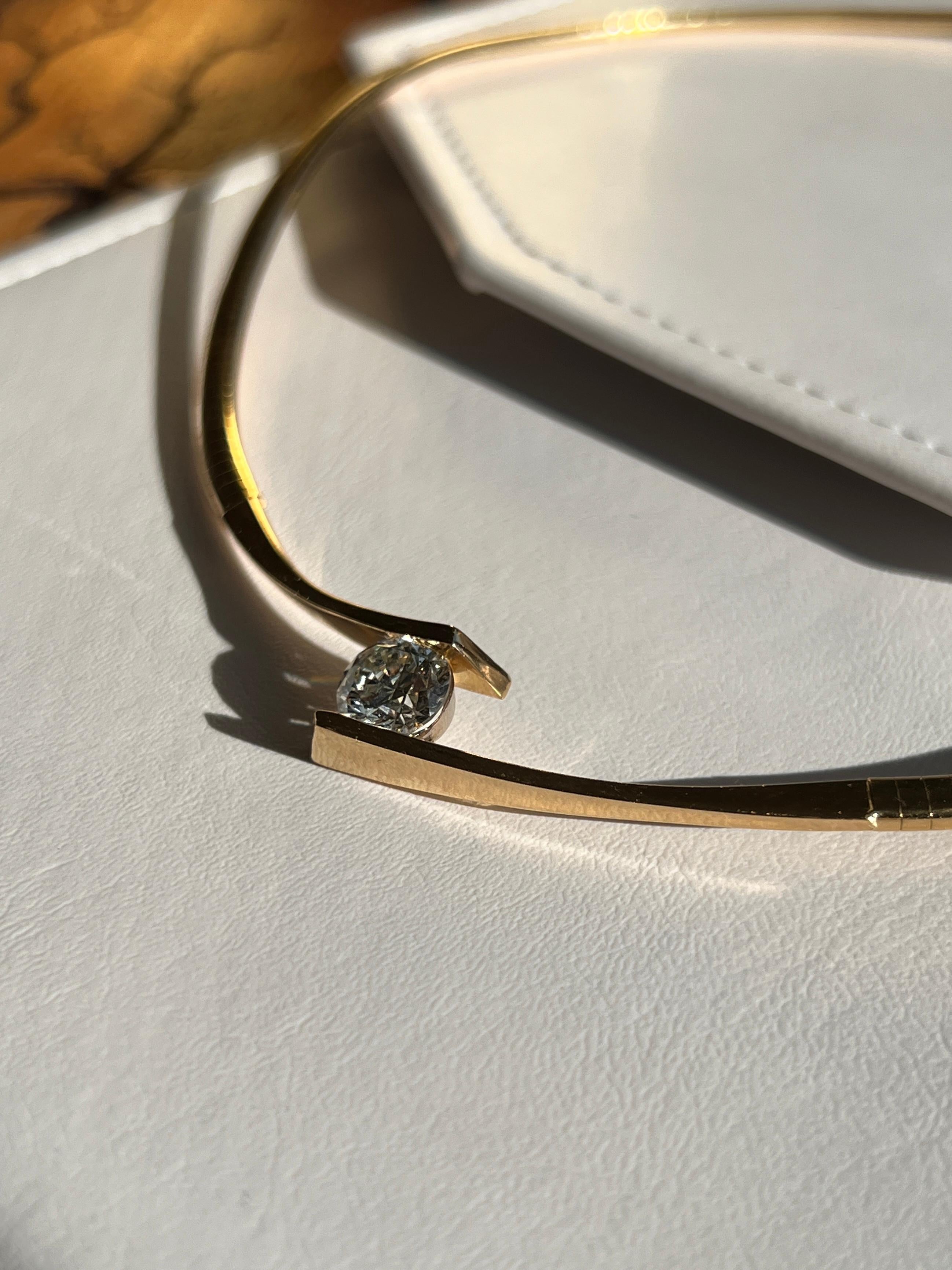 Collier à maillons oméga en or jaune 18 carats et diamants de 2,56 carats Unisexe en vente